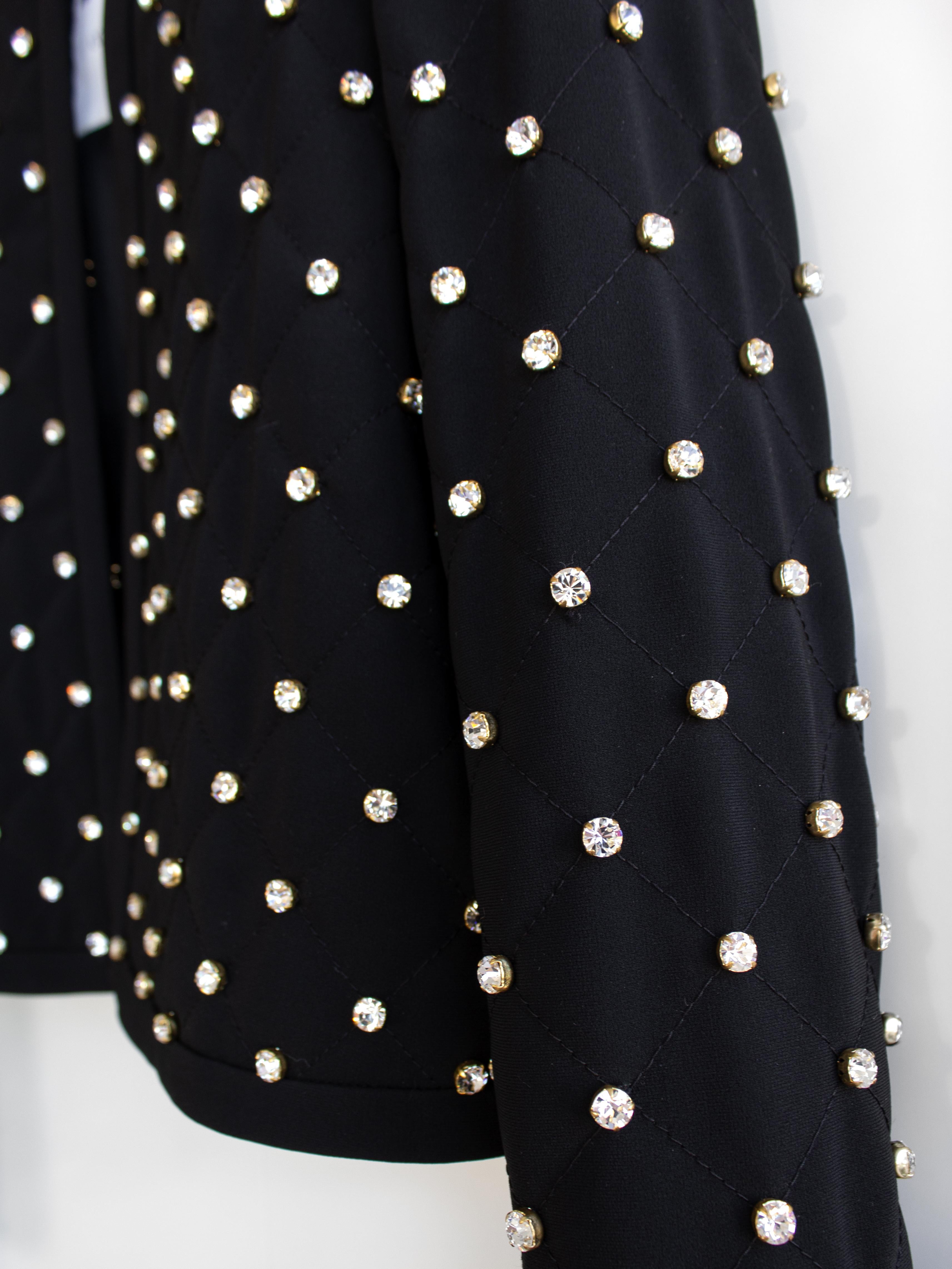 Moschino Couture S/S 2015 - Barbie - Veste noire ornée de strass et de cristaux en vente 5