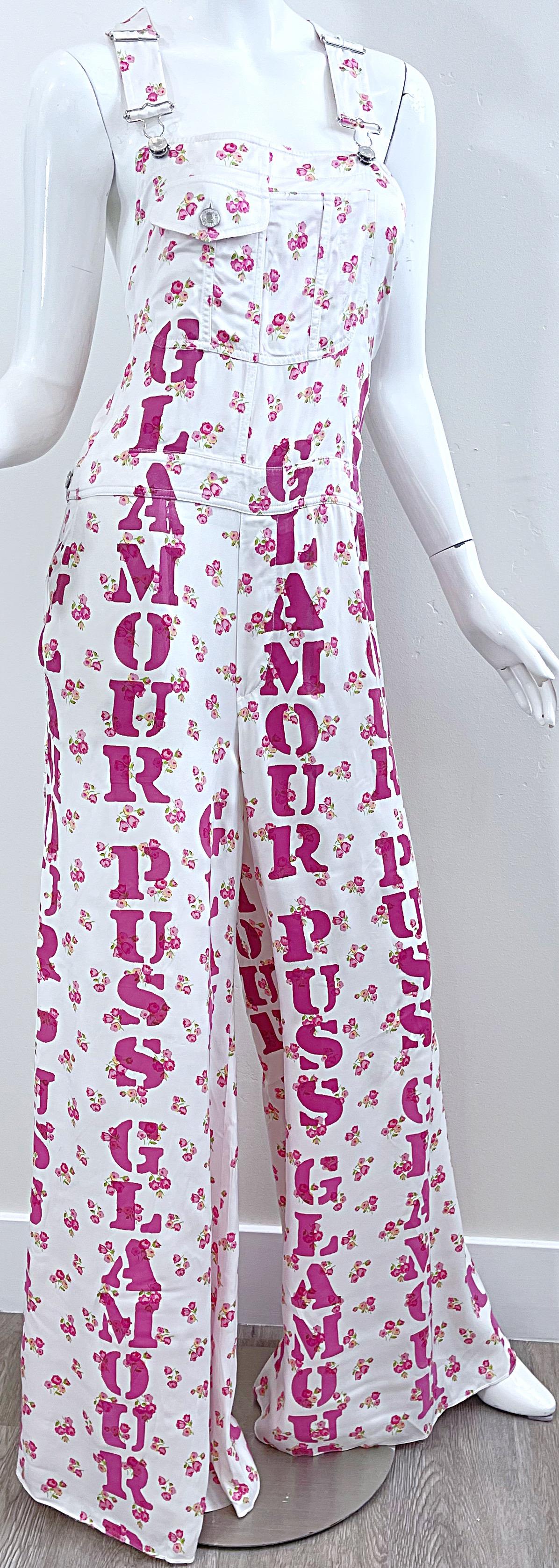 Moschino Couture Resort 2020 Size 8 Glamour Puss Flower Print Overalls Jumpsuit In Excellent Condition In San Diego, CA