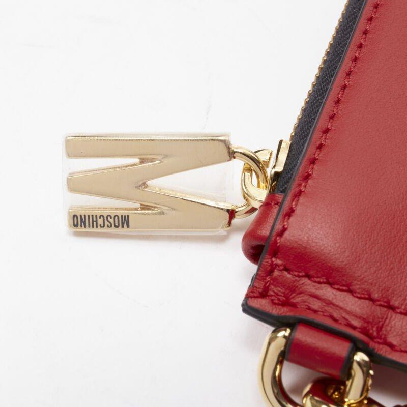 MOSCHINO Couture! smooth red leather gold M top zip wristlet clutch bag For Sale 2