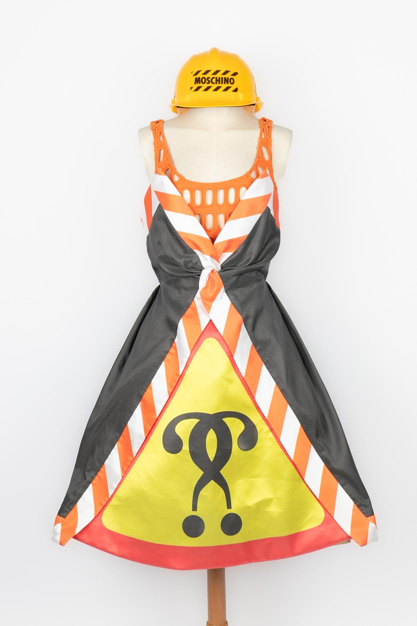 Moschino - Abito di media lunghezza in taffetà 