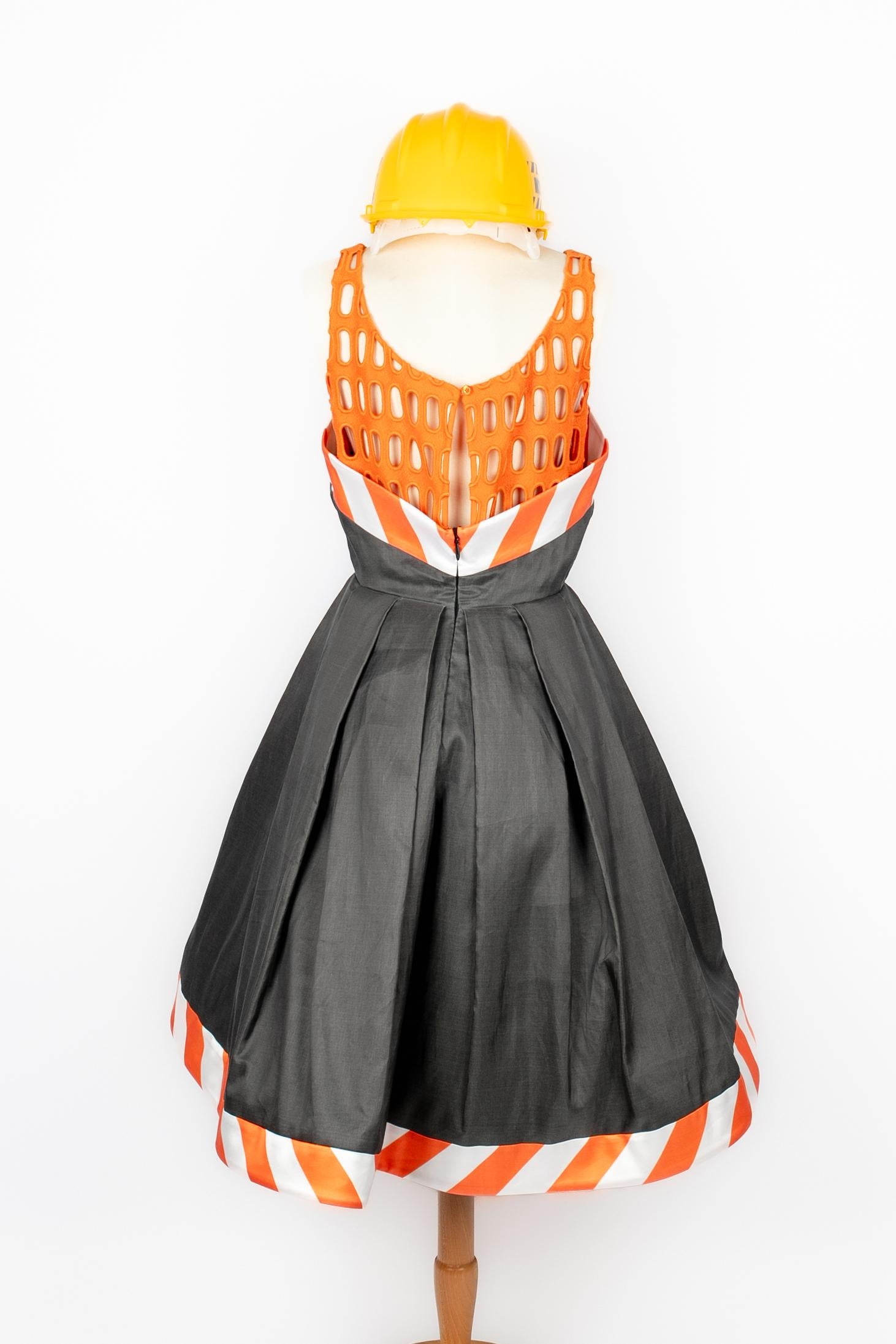 Abito Moschino Couture Estate 2016 In condizioni ottime in vendita a SAINT-OUEN-SUR-SEINE, FR