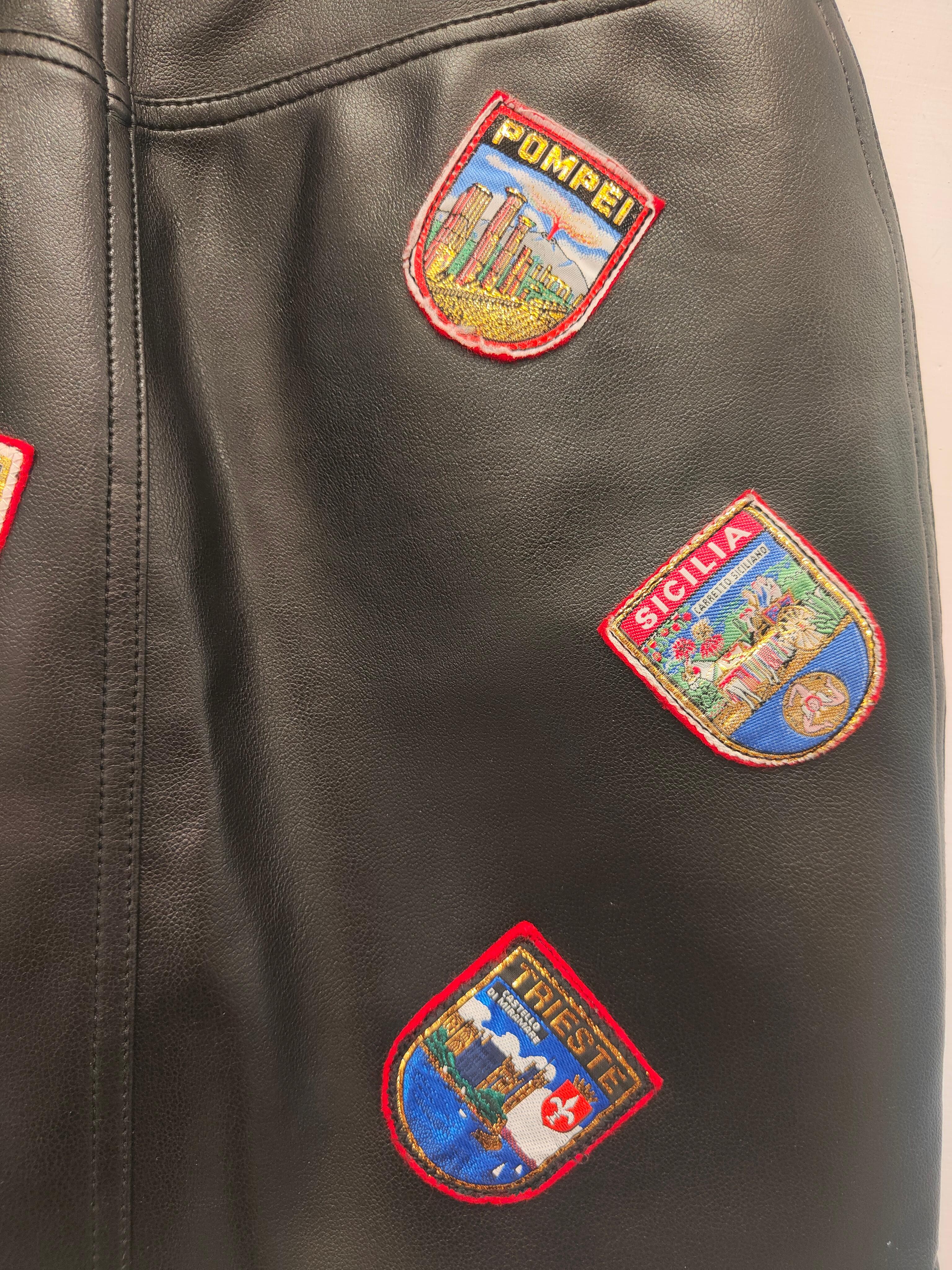 Gonna Moschino in ecopelle Made in Italy in vendita 3