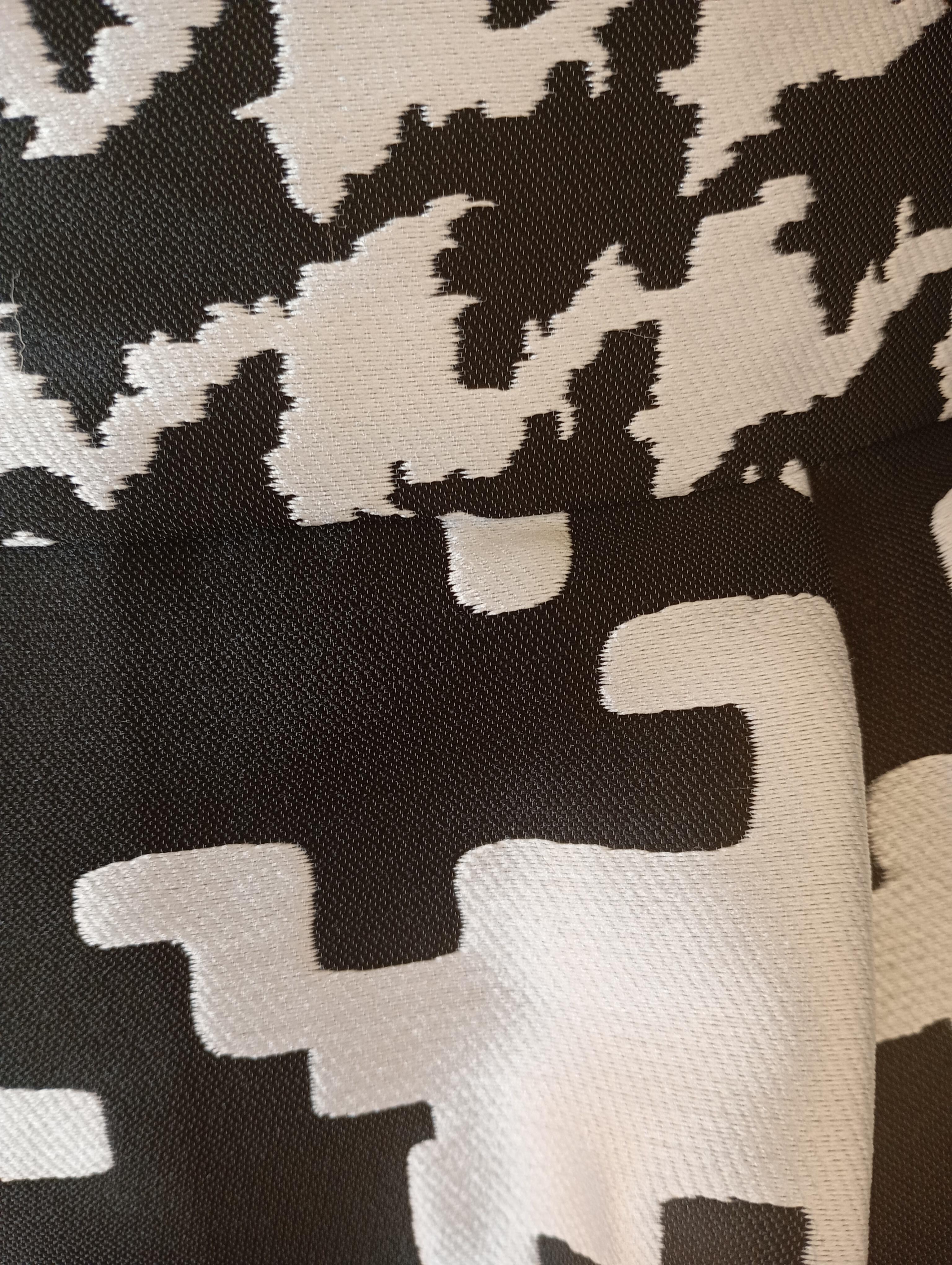 Moschino - EU 34 In Fair Condition For Sale In Amman, JO