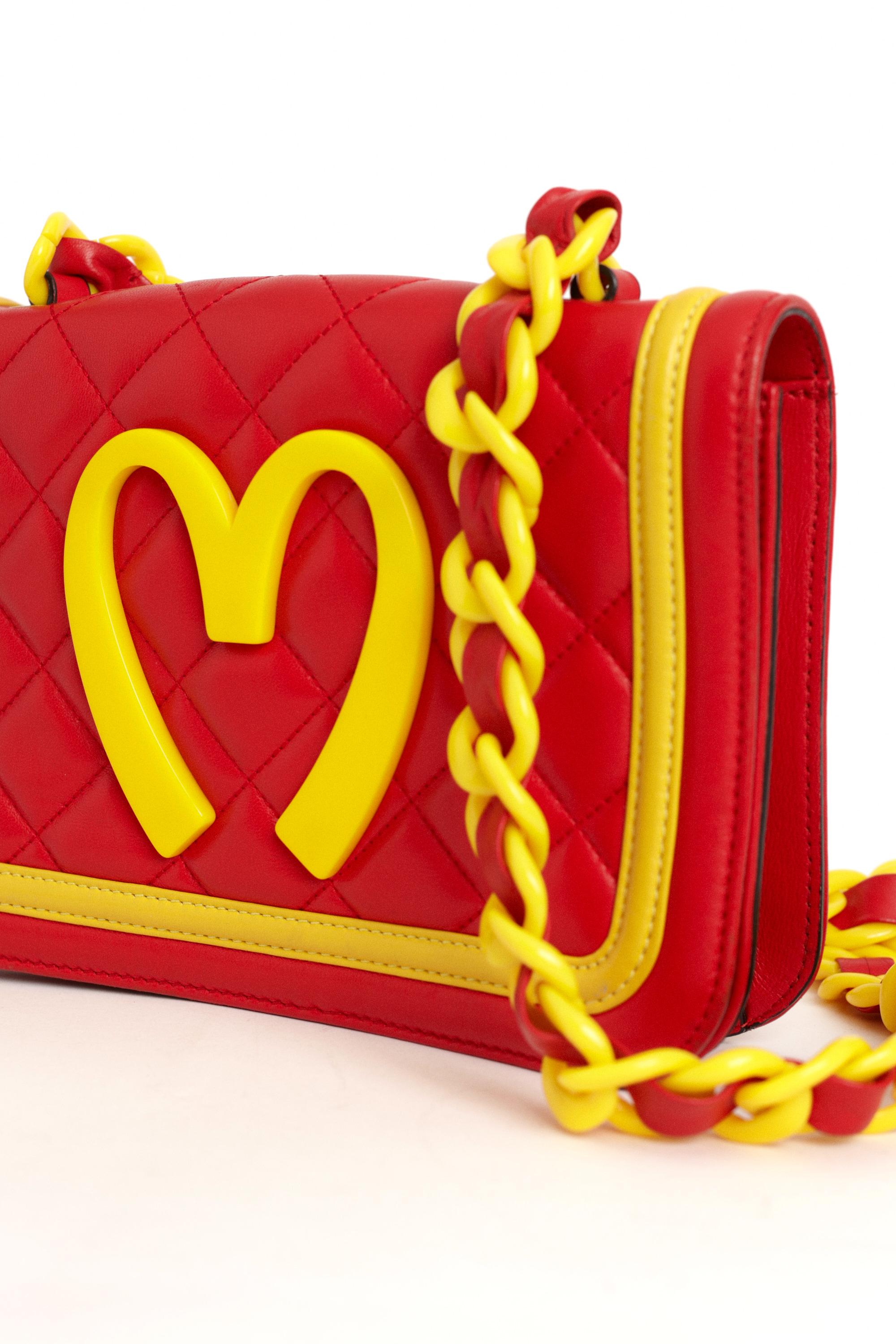Moschino F/W 2014 McDonald's Leather Crossbody Bag In Good Condition For Sale In London, GB