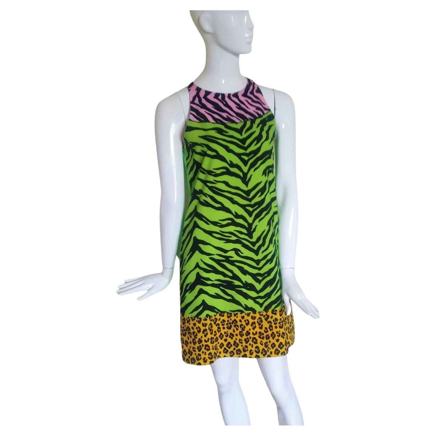 Moschino Flinstones Cheap and Chic Kleid mit Leopardenmuster und Tierdruck 2015 SS15
