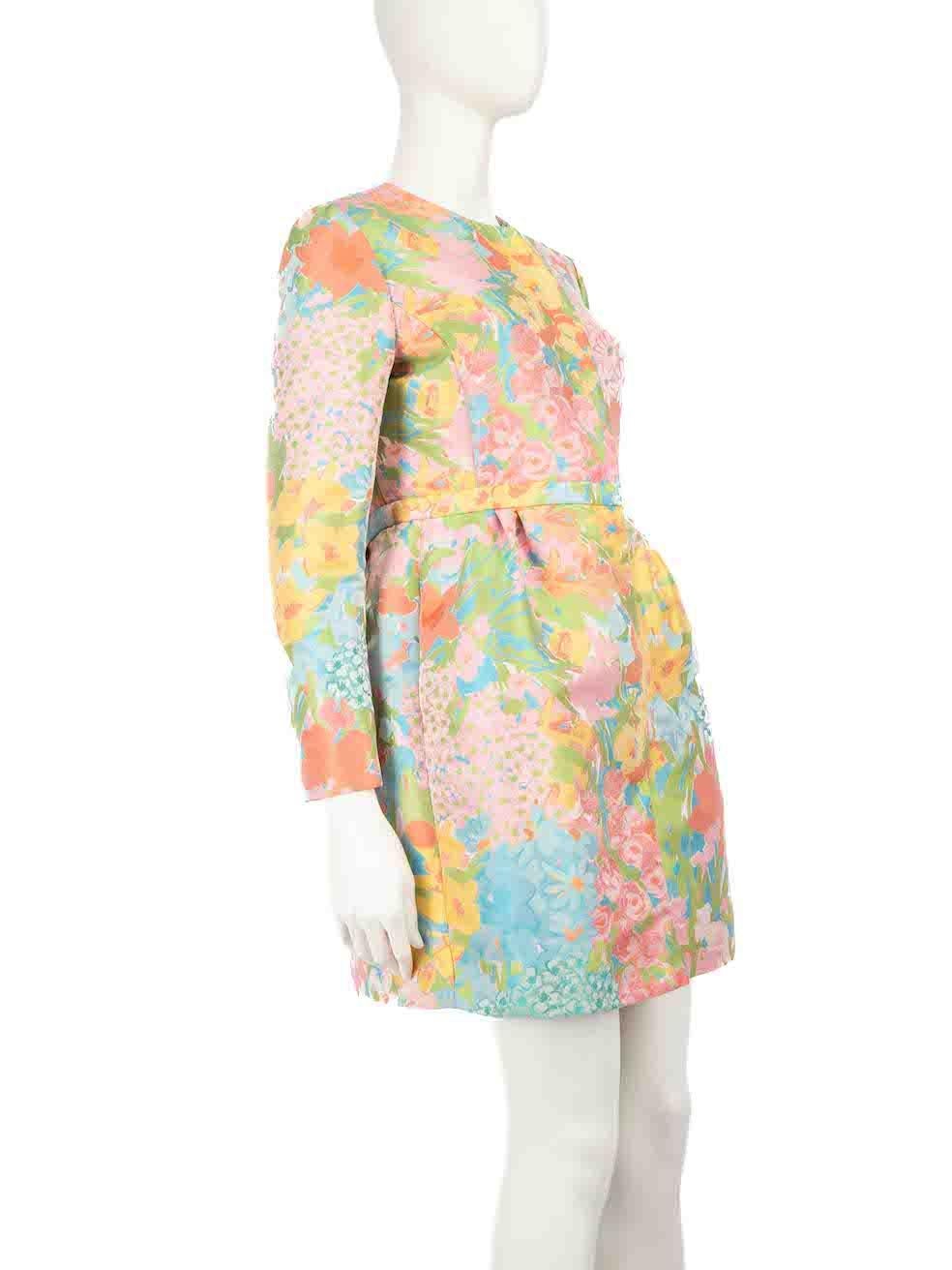 CONDITION is Very good. Hardly any visible wear to the coat is evident on this used Boutique Moschino designer resale item.
 
 
 
 Details
 
 
 Multicolour
 
 Polyester
 
 Coat
 
 Floral pattern
 
 Snap button fastening
 
 Round neck
 
 Long