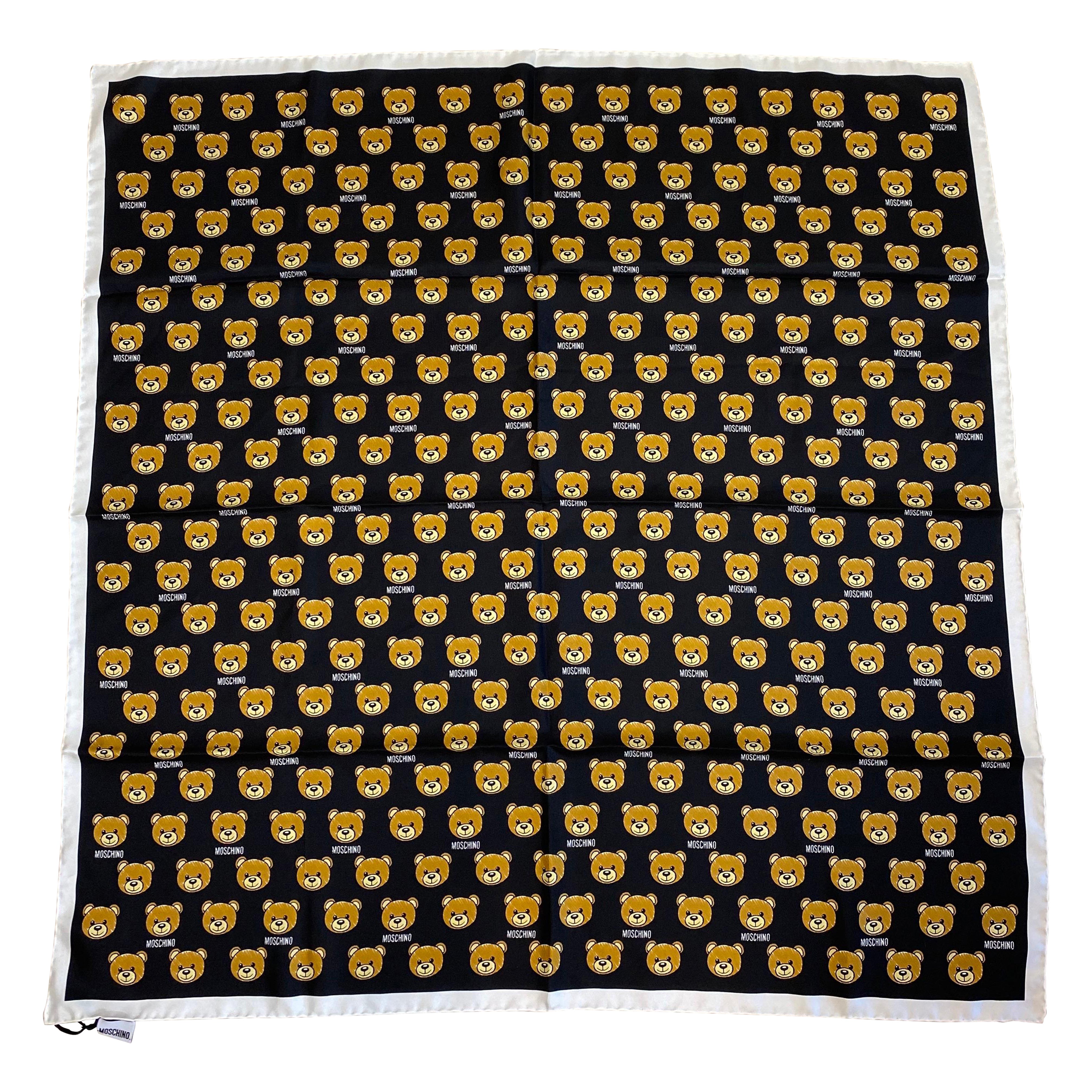 Moschino Foulard
