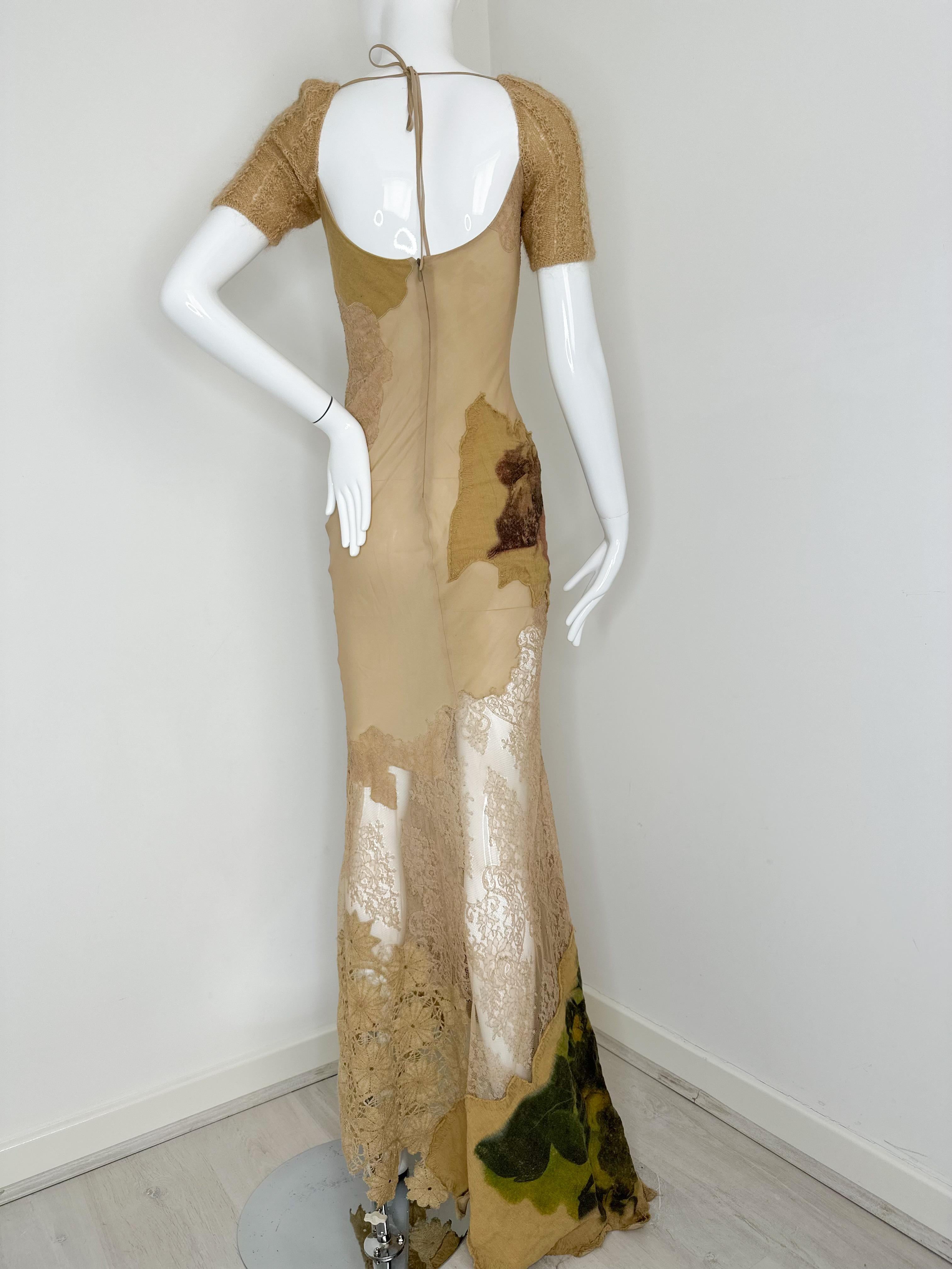 Moschino FW 1999 runway maxi silk lace dress In Good Condition In North Miami, FL