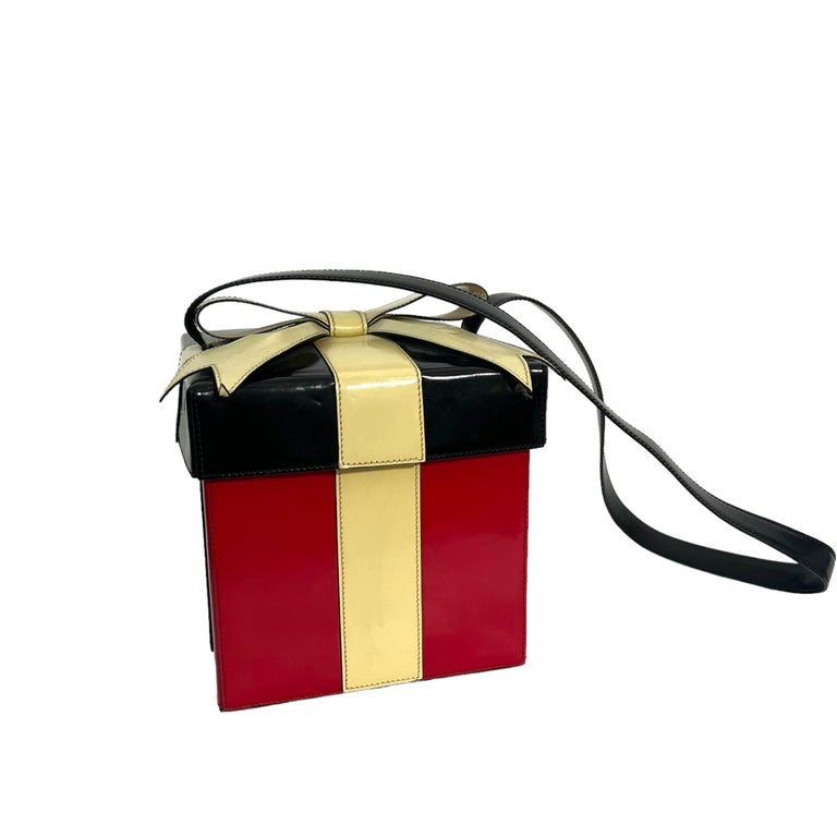 Moschino gift box bag at 1stDibs