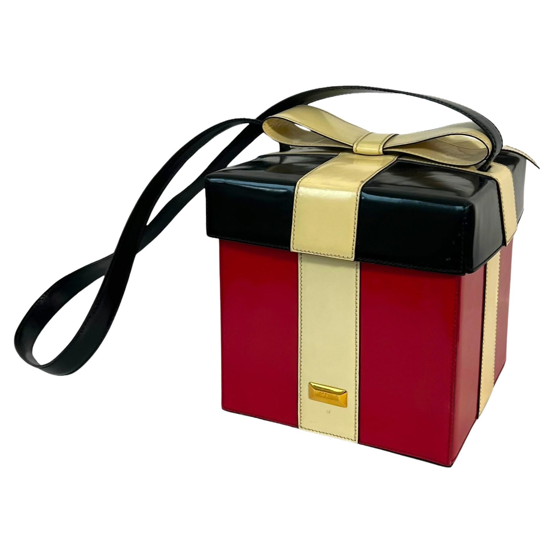 Moschino gift box bag For Sale