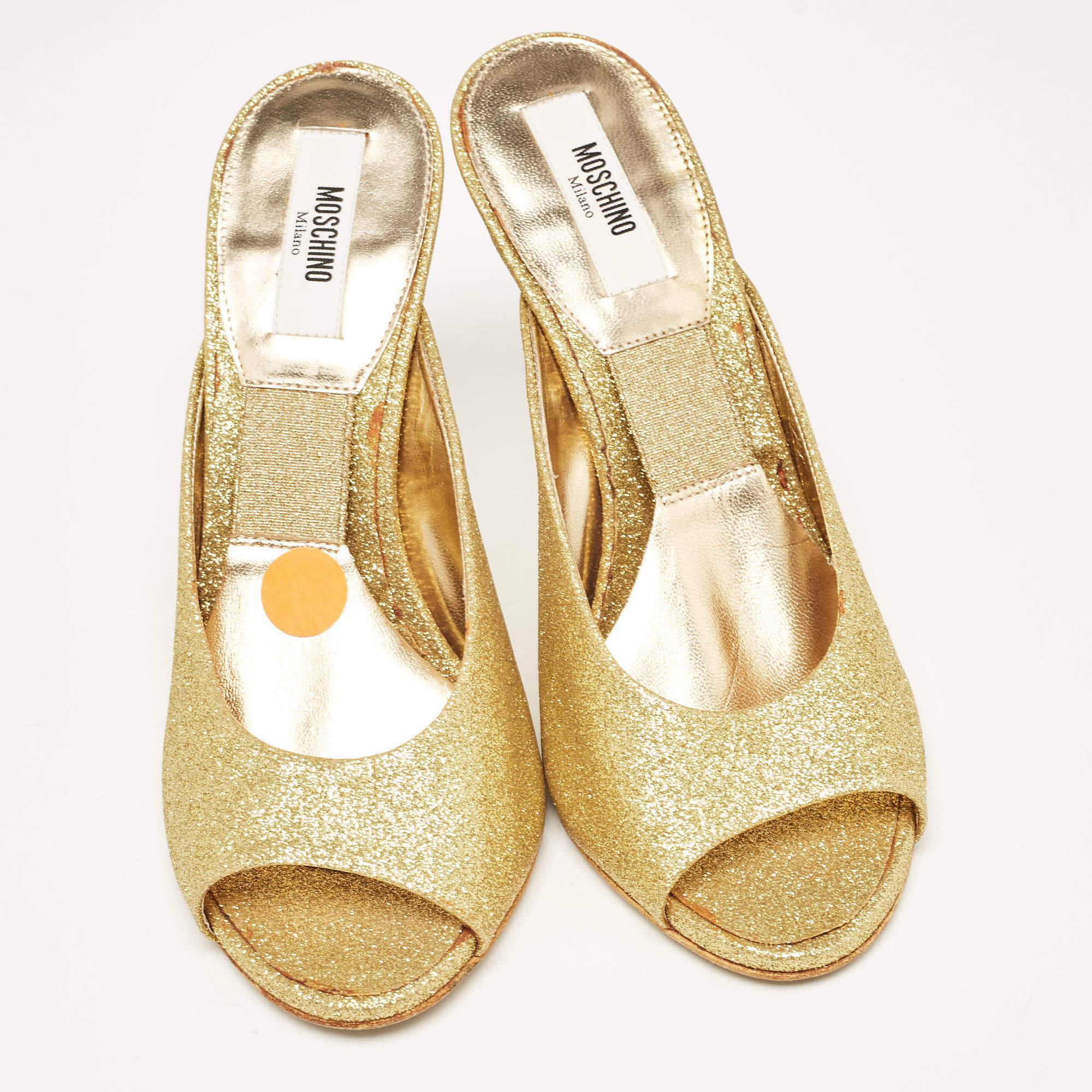 Women's Moschino Gold Glitter Slide Sandals Size 36 For Sale