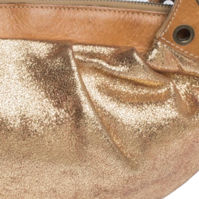 Borsa a tracolla in pelle cangiante oro Moschino in vendita 3