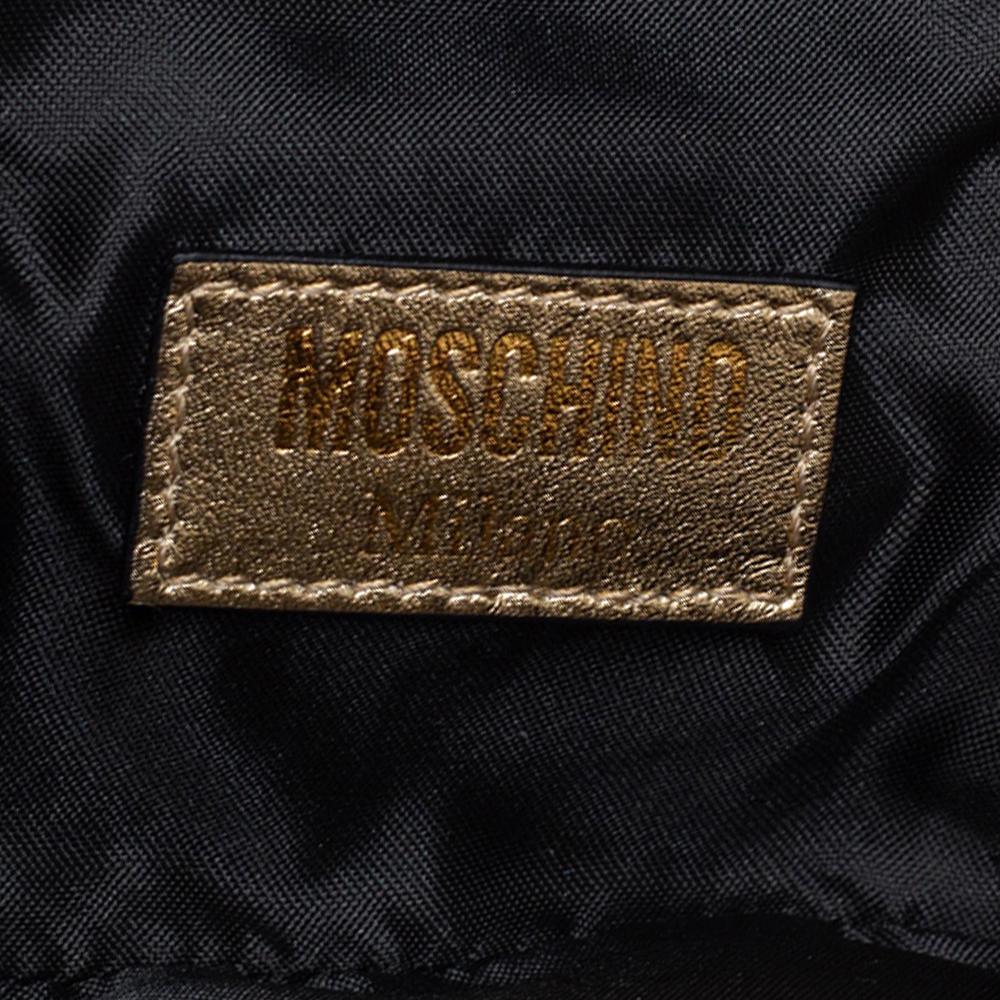 Moschino Gold Quilted Leather Mini Dollaro Top Handle Bag In Good Condition In Dubai, Al Qouz 2