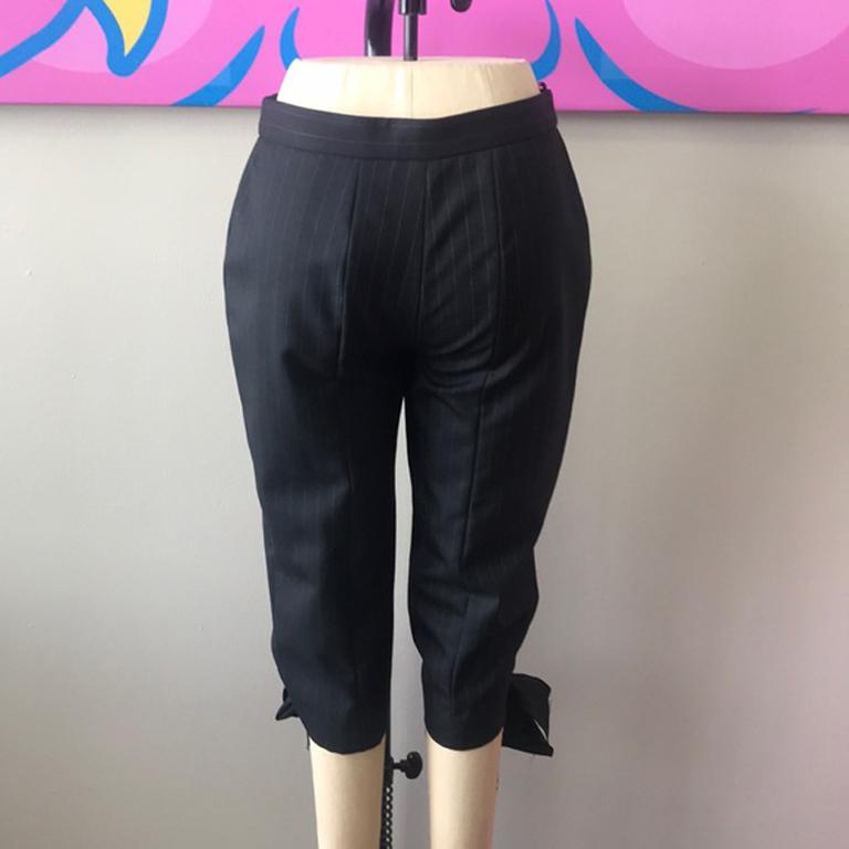 Moschino Gray Pin Striped Knee Length Pants For Sale 1