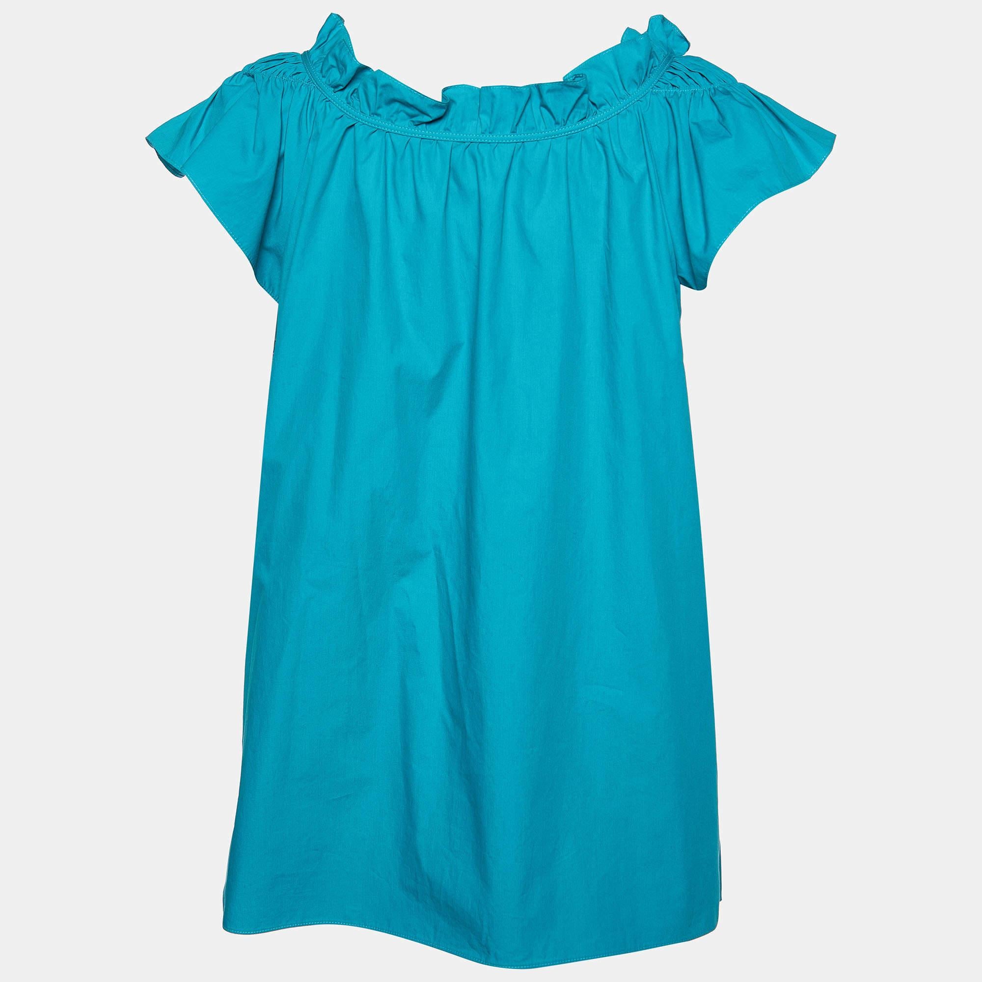 Careful tailoring, quality materials, and elegant cuts make this designer top a piece to cherish! It comes in a classic design to be easy to style.

Includes: Brand Tag
