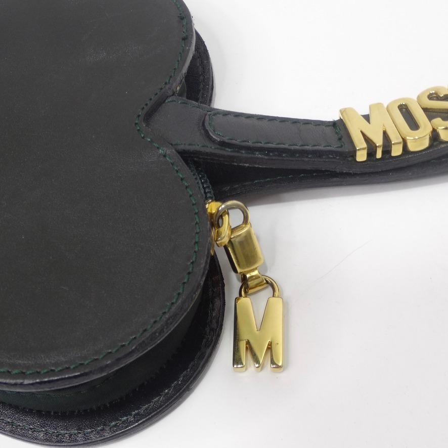 Moschino Heart Wristlet In Good Condition For Sale In Scottsdale, AZ