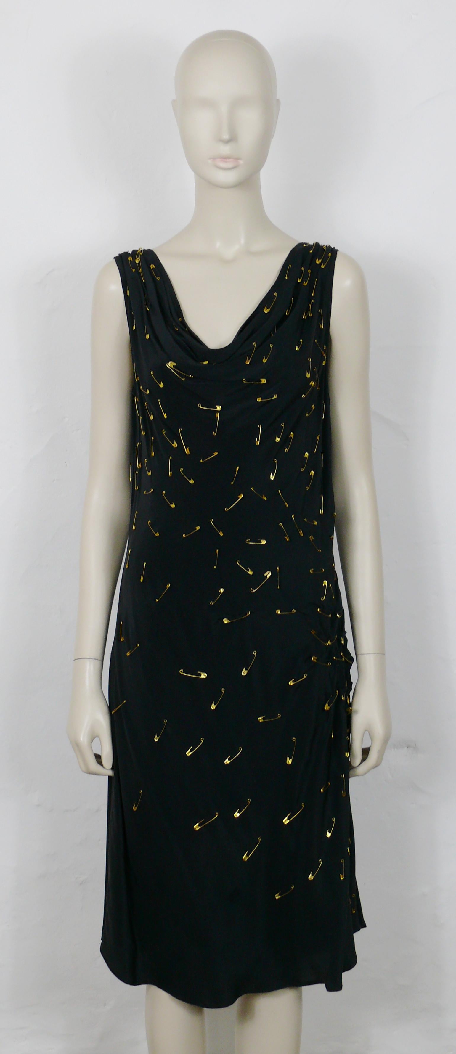 Moschino Iconic Black Safety Pin Embellished Dress US Size 14 In Excellent Condition For Sale In Nice, FR
