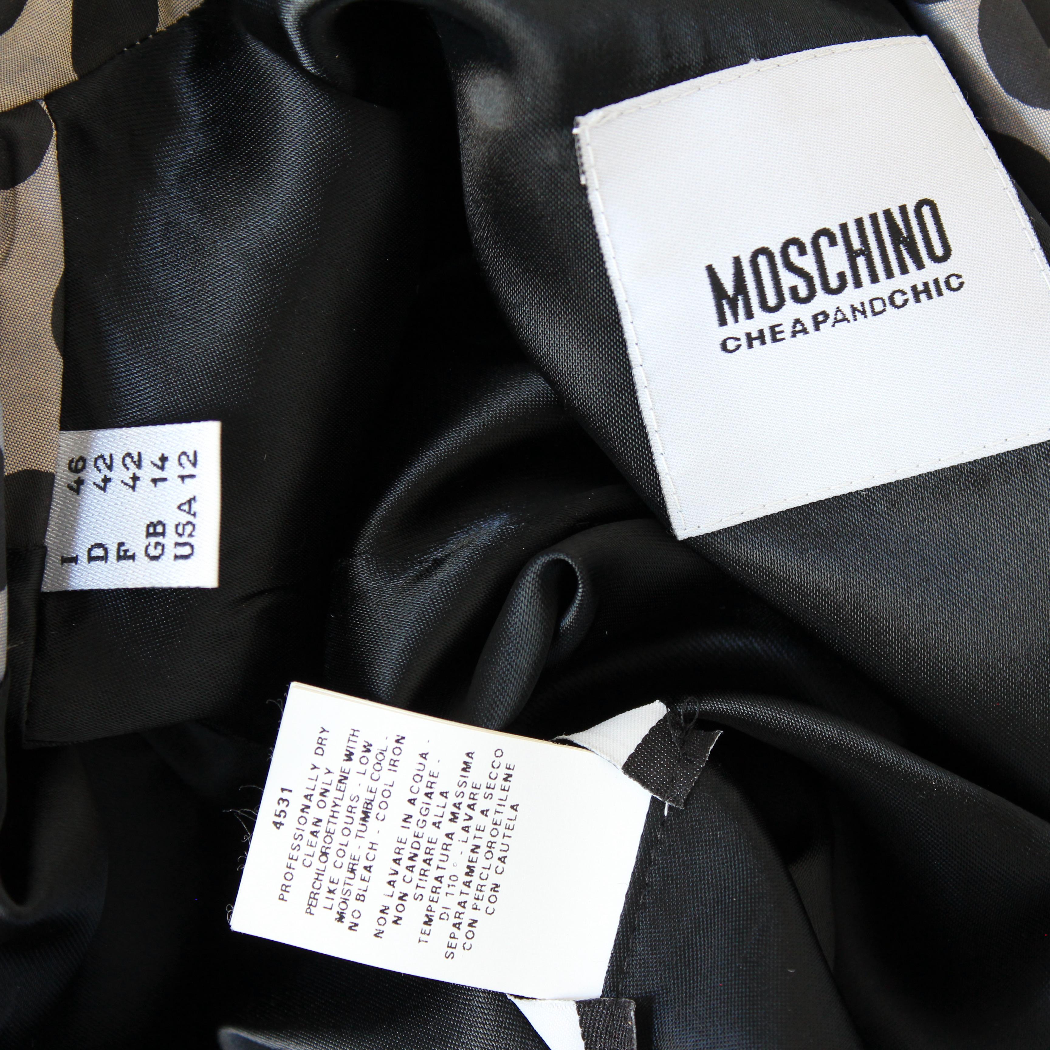 Moschino Jacke aus Rotgussseide mit Tupfenärmeln und Tupfenmuster Cheap and Chic US 12 im Angebot 6