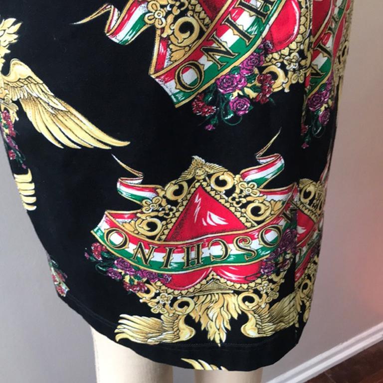 Moschino Jeans Black Gold Heart Pencil Skirt In Good Condition For Sale In Los Angeles, CA
