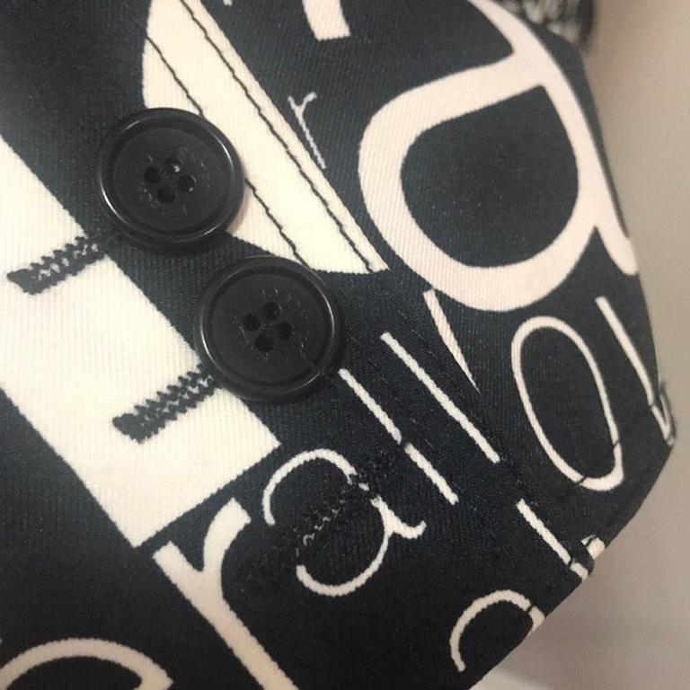 Moschino Jeans Schwarz-Weißer Allover-Blazer im Zustand „Gut“ im Angebot in Los Angeles, CA