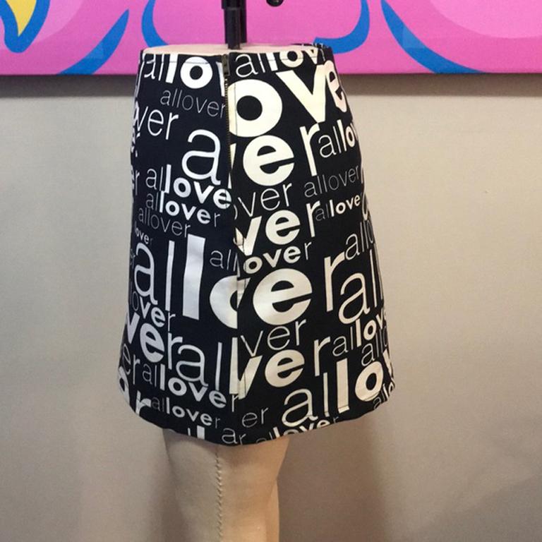 Moschino Jeans Black White Allover Mini Skirt For Sale 2
