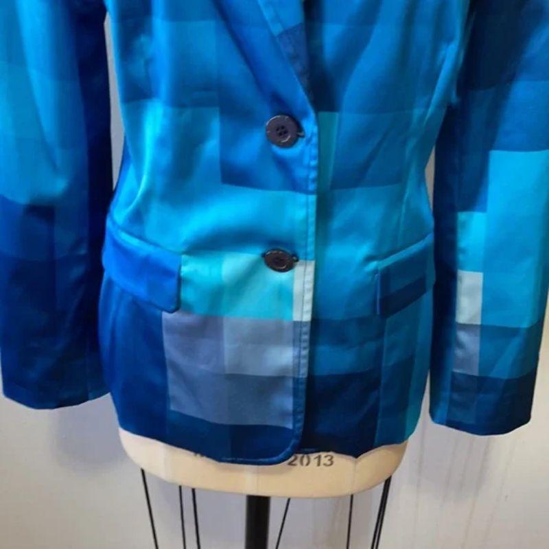 Moschino Jeans Blue Plaid Stretch Satin Blazer In Good Condition In Los Angeles, CA