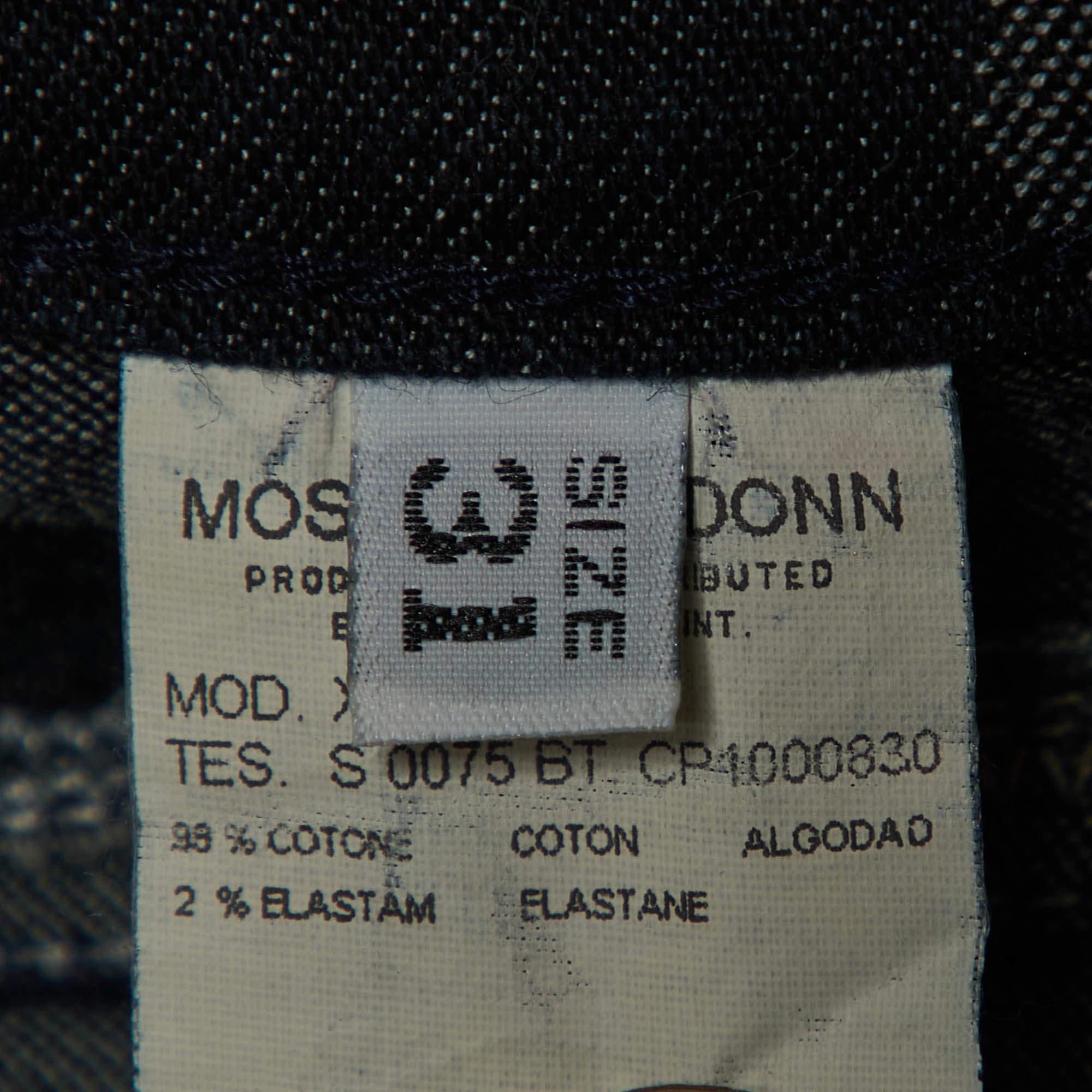Jeans Moschino Jeans évasé bleu foncé à motifs de cœurs, taille L 28 po Pour femmes en vente