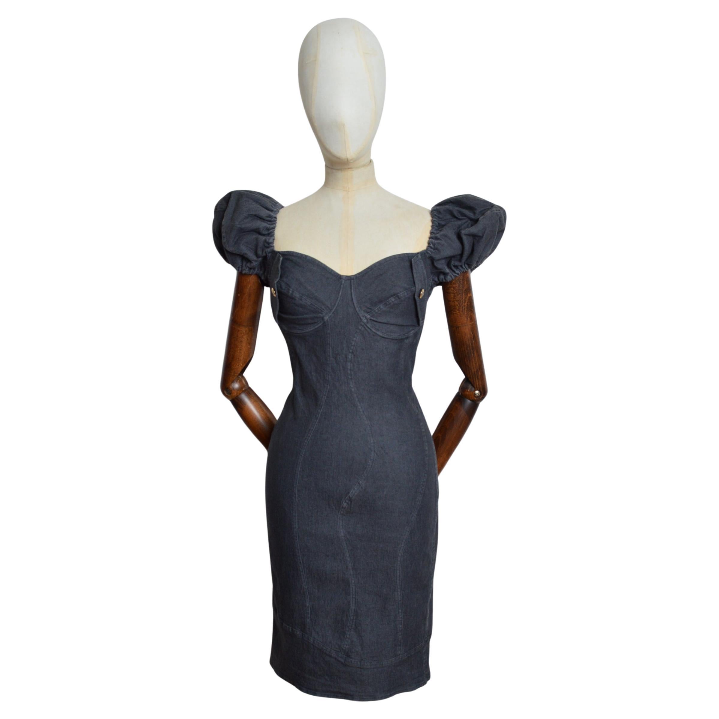 MOSCHINO Jeans Divertido minivestido vaquero con manga de puf gris y costura retorcida en venta