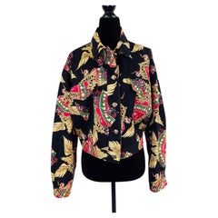 Chaqueta bomber Moschino Jeans con insignias vintage de los años 90