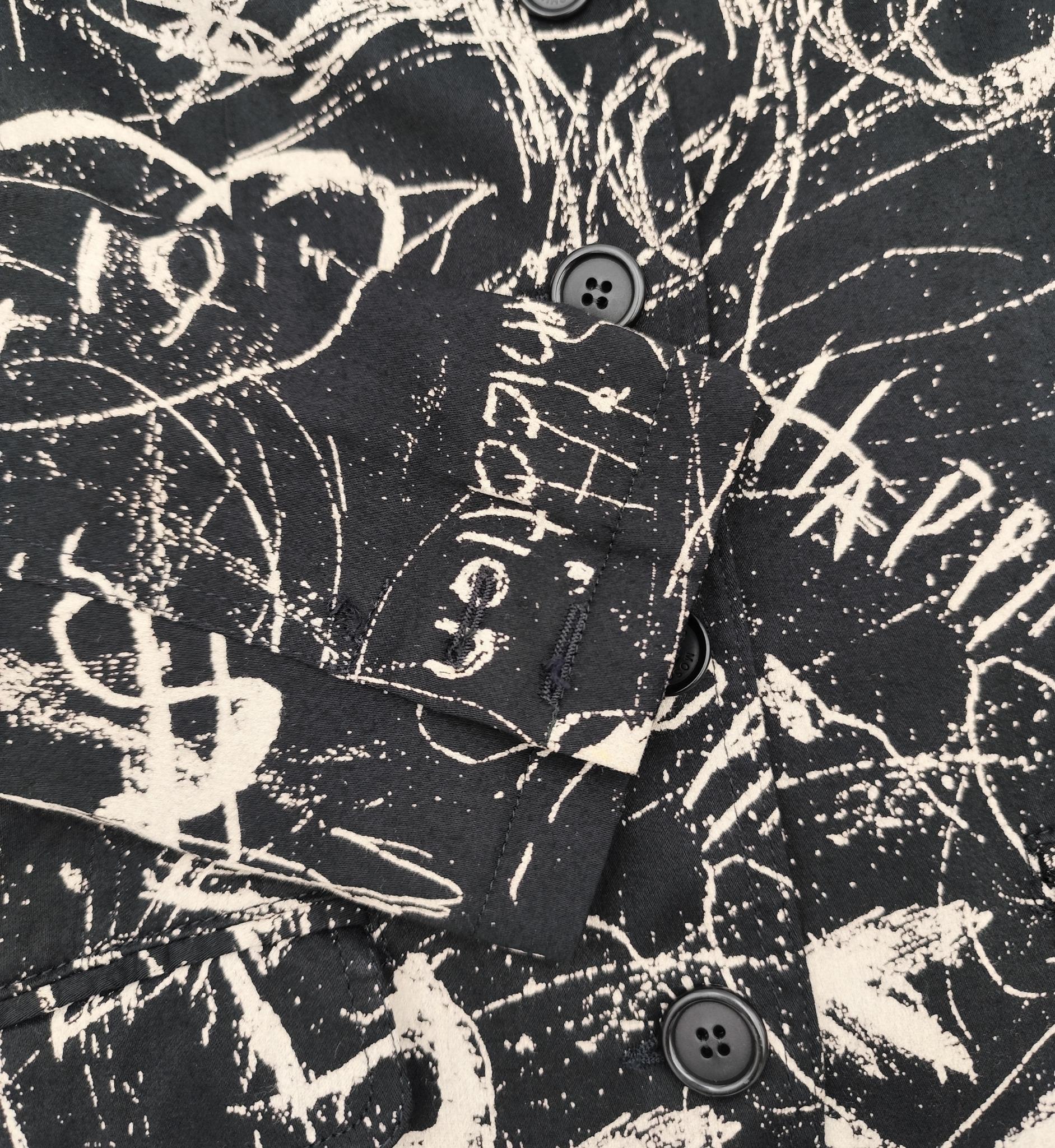 Moschino Jeans graffiti print shirt and blazer set For Sale 5