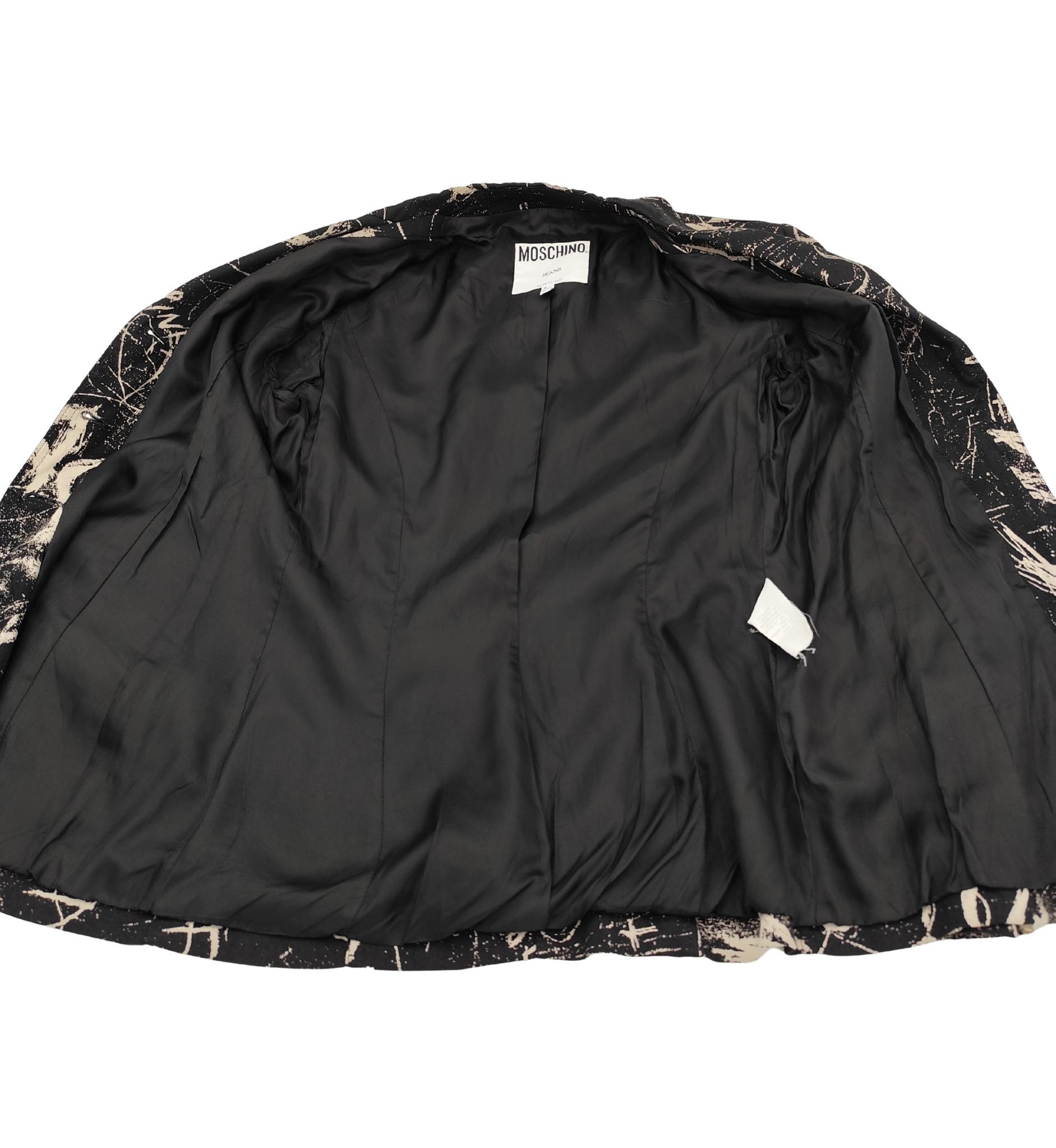 Moschino Jeans graffiti print shirt and blazer set For Sale 10