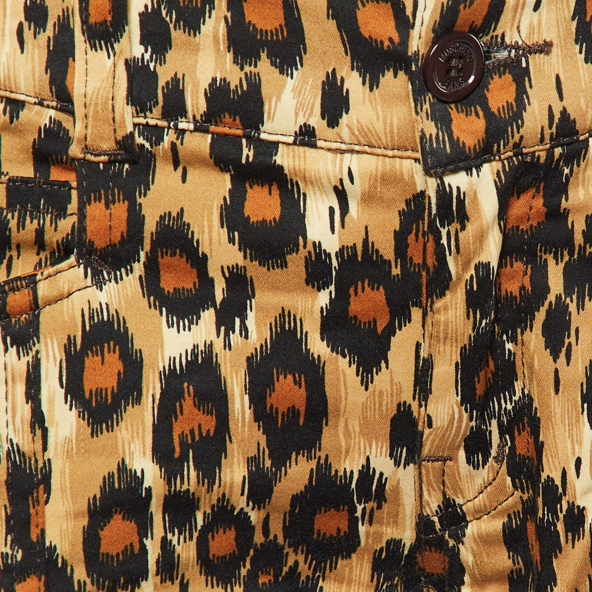 Brown Moschino Jeans Multicolor Animal Printed Cotton Capri Pants M For Sale