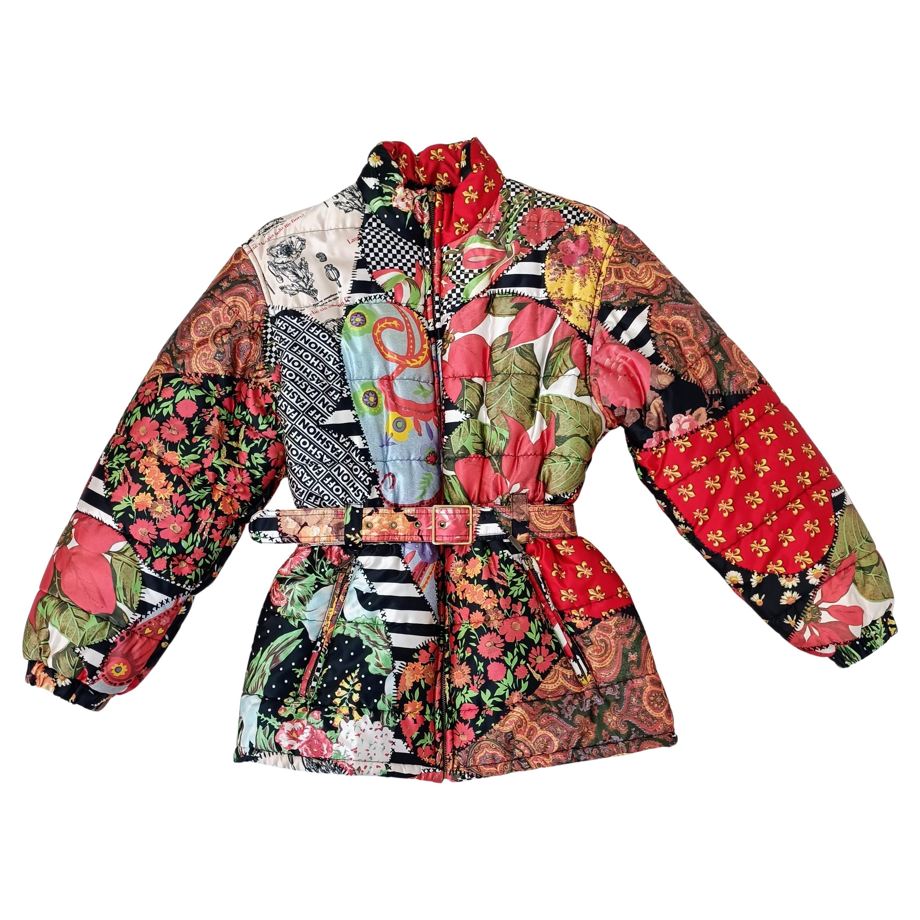 Moschino jeans piumino multicolore FashiON/FashOFF, vintage collezione 1992