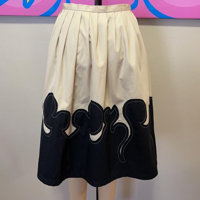 Moschino Jeans Falda Pantalón Tan Black Western en venta 1