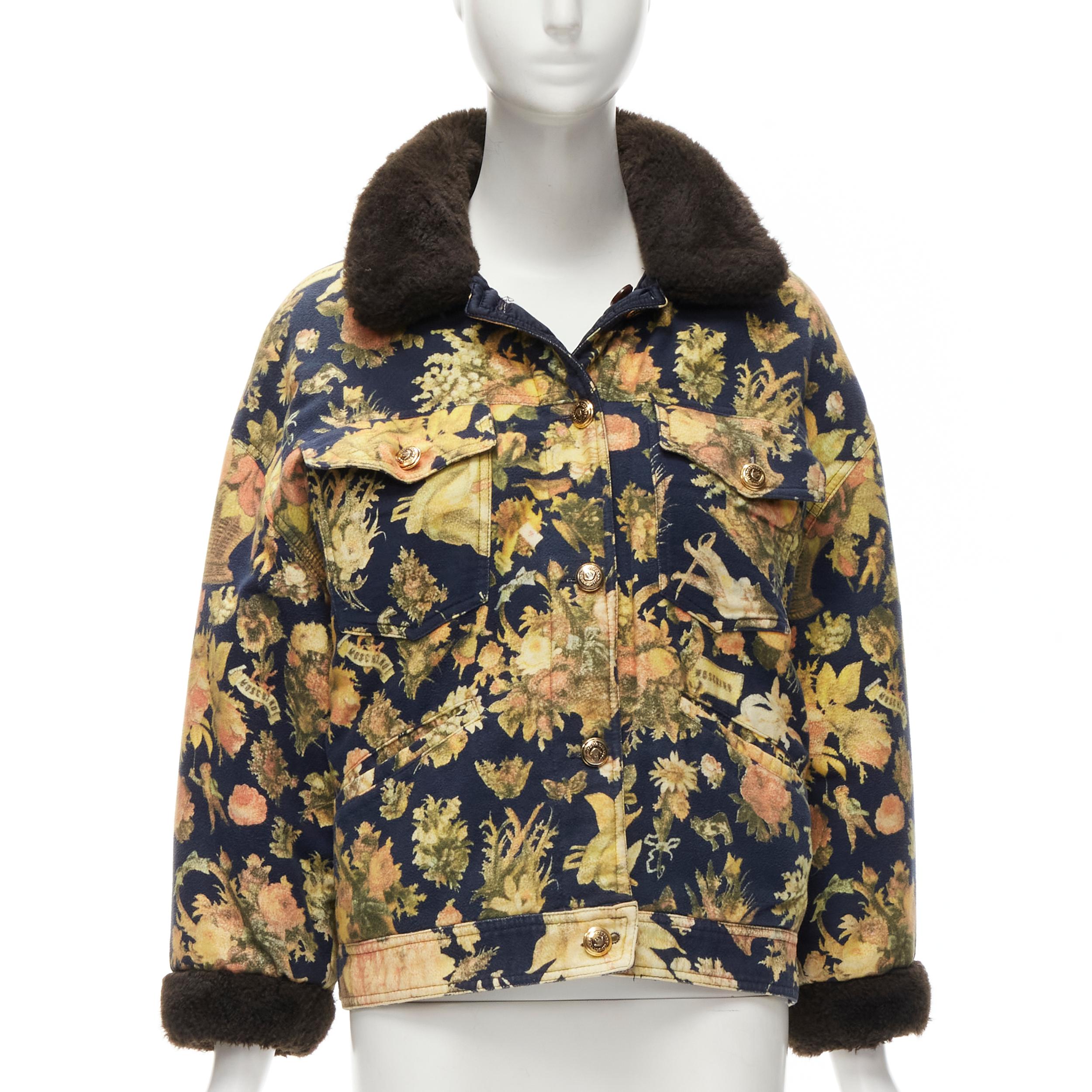 MOSCHINO JEANS Vintage gelber Mantel aus Baumwolle mit Blumendruck und Kunstpelzbesatz im Zustand „Gut“ im Angebot in Hong Kong, NT