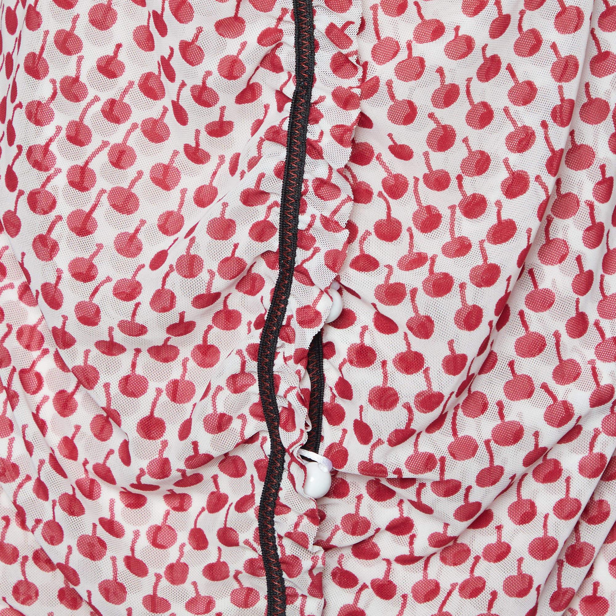 Moschino Jeans White Apple Printed Mesh Top, Cami & Cotton Capri Pants Set L In Good Condition For Sale In Dubai, Al Qouz 2