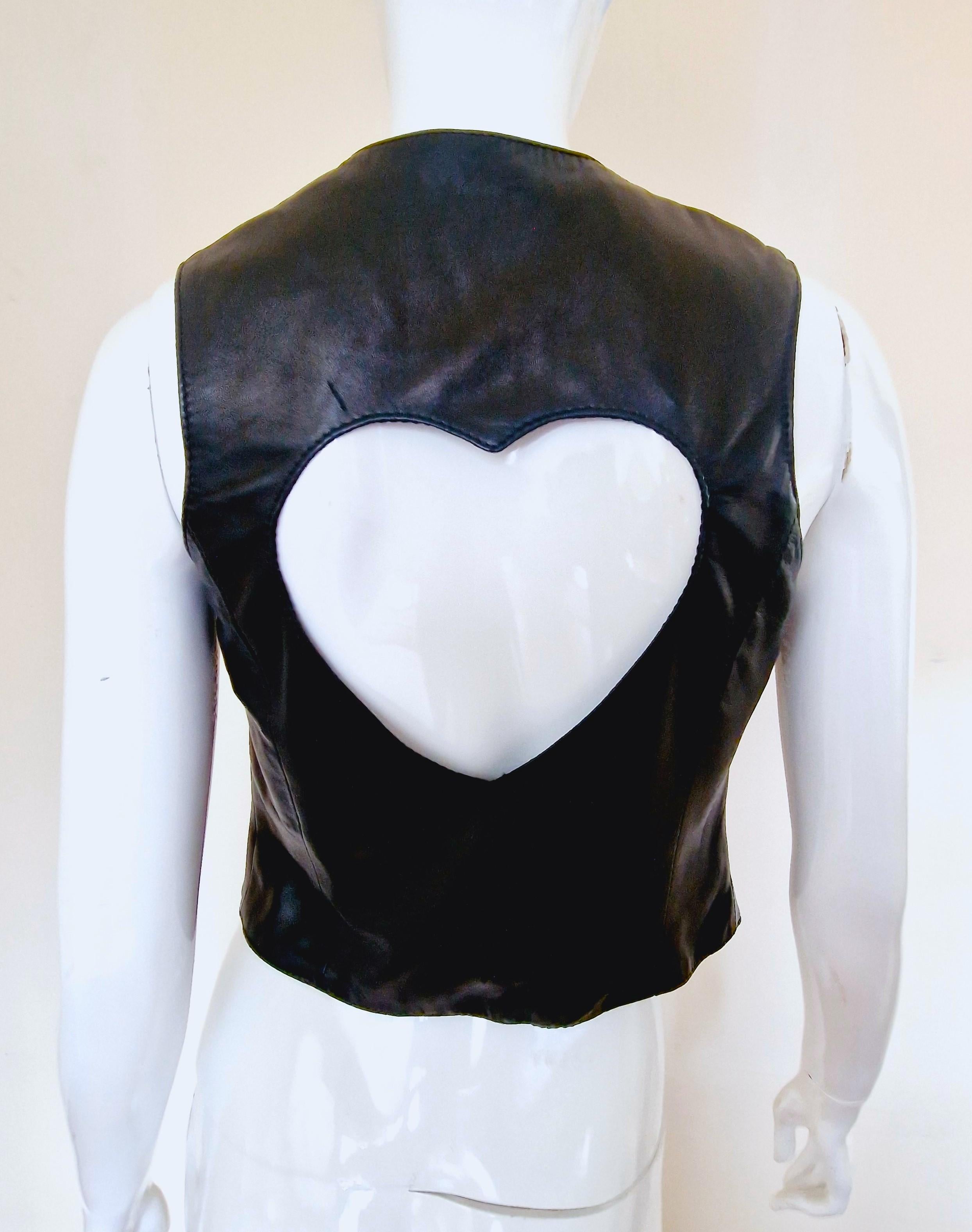 Moschino Leather Heart Cut out Cut-out Bella Hadid Top Jacket Black Medium Vest For Sale 6