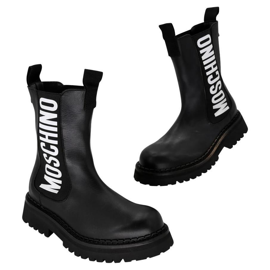 Moschino Logo 7 Leather Commando Short Boots MC-0819P-0002 For Sale