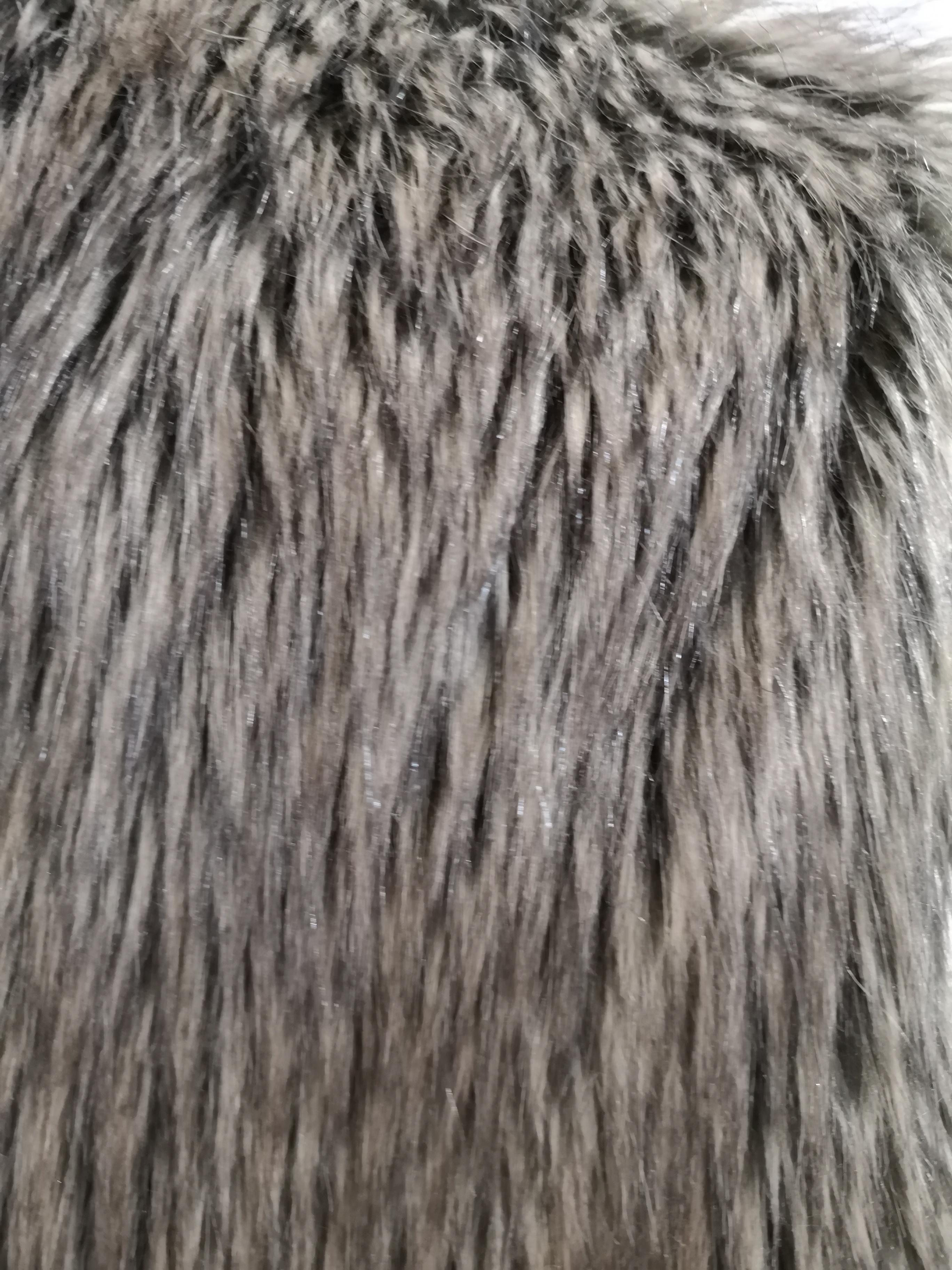 Moschino Love eco fur gilet For Sale 4