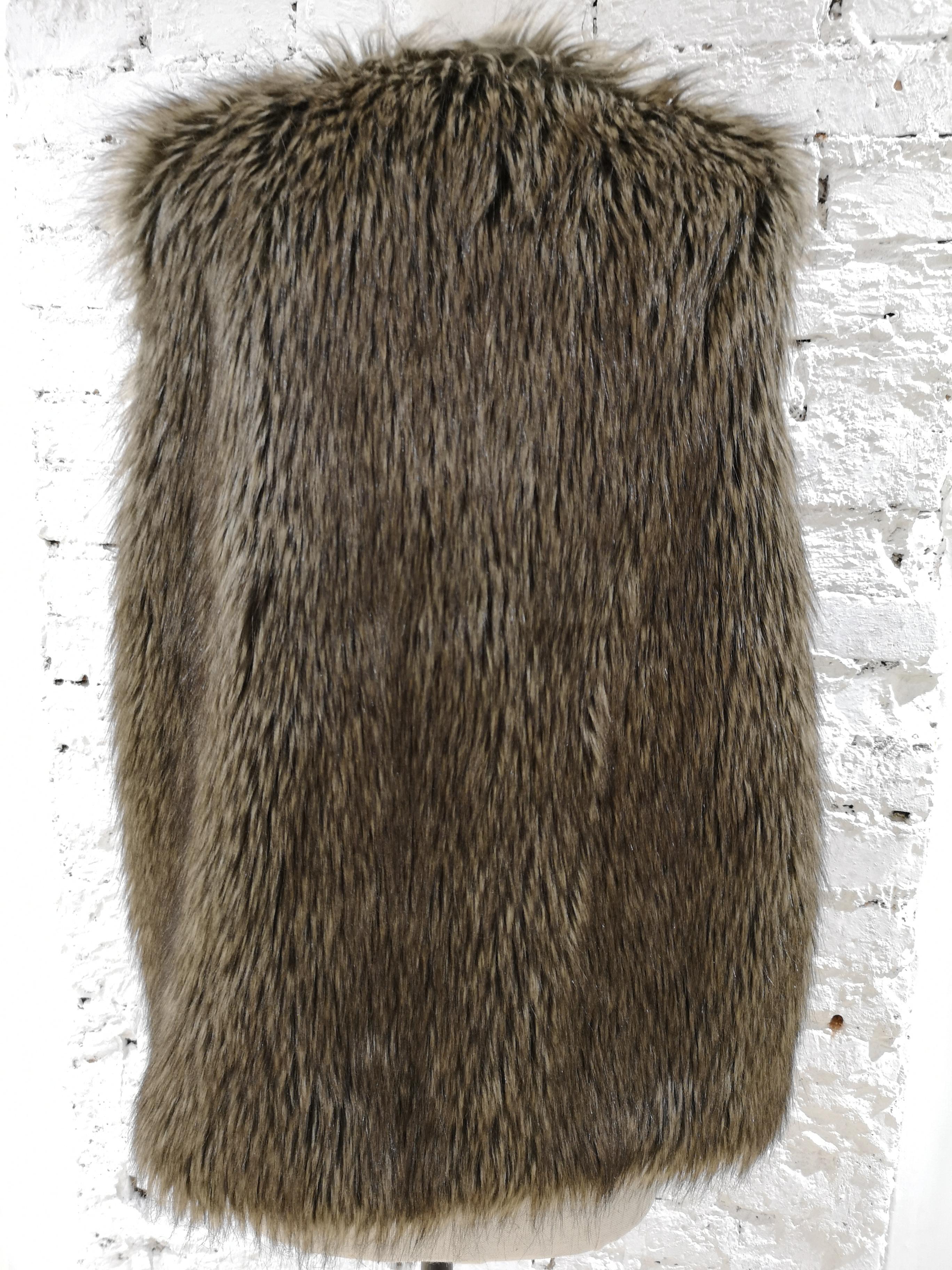 Women's Moschino Love eco fur gilet For Sale