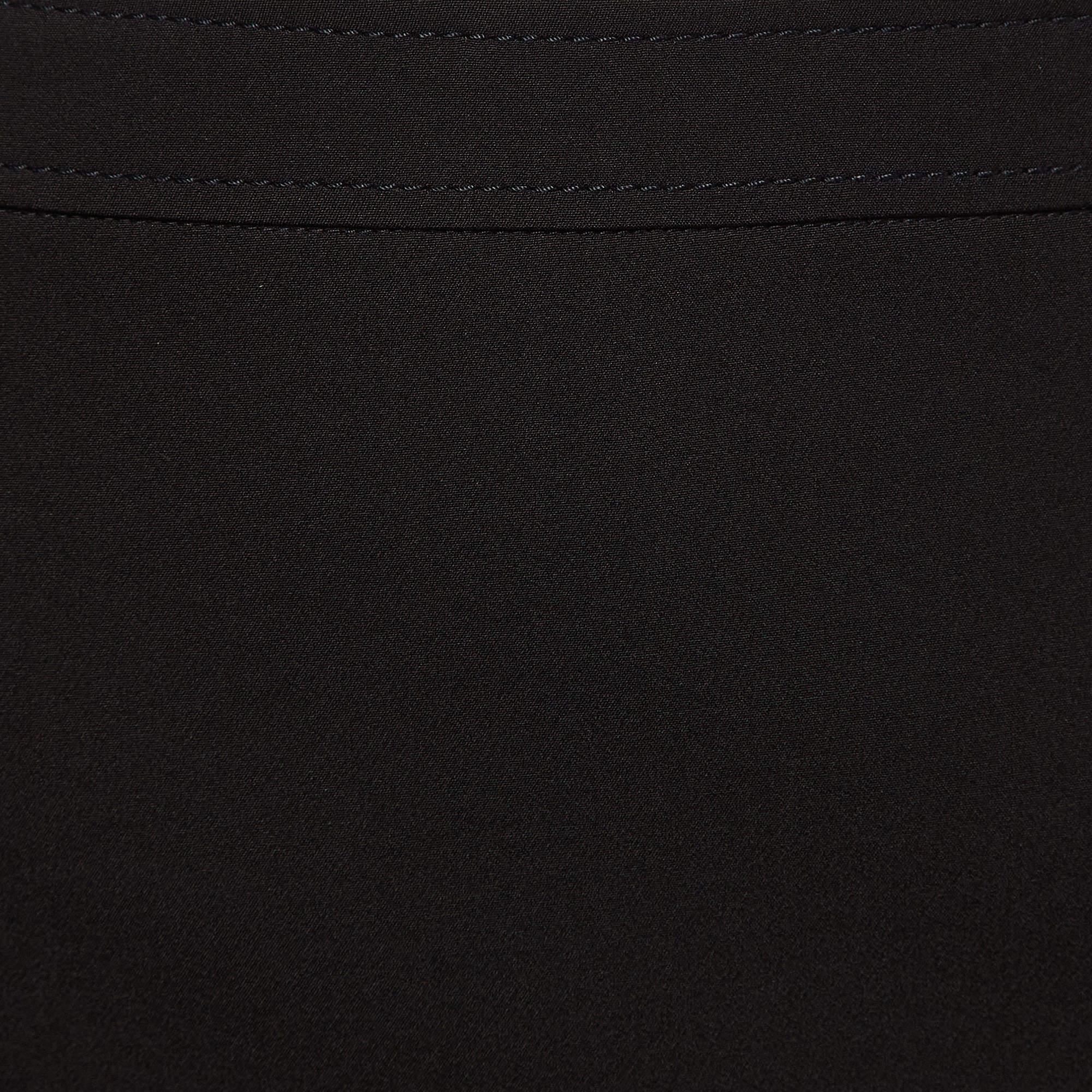 Moschino Jeans M05CHIN0 Black Stretch Crepe Zipper Detail Mini Skirt S Neuf - En vente à Dubai, Al Qouz 2