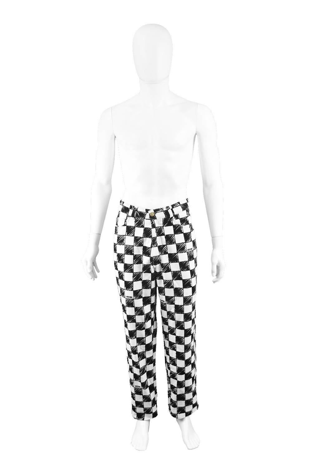 Moschino Men's Vintage 1990's Black & White Velvet Checkerboard Print Pants

Size: Marked EU 54 which is roughly a men's Large to XL. Please check measurements. 
Waist - 36” / 91cm
Rise - 13” / 33cm
Inside Leg  34” / 86cm

Condition: Excellent
