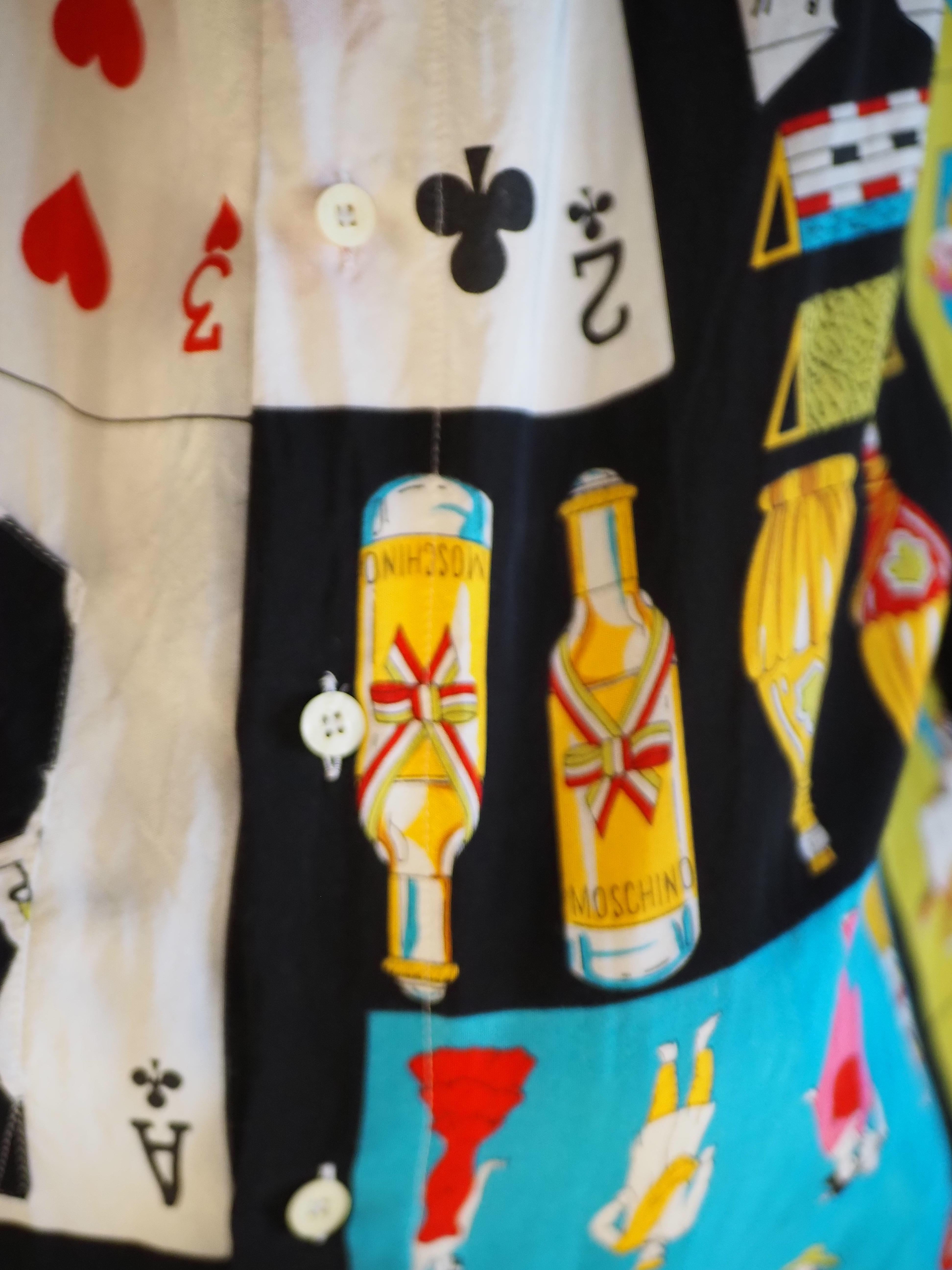 Moschino Mehrfarbiges ikonisches Vintage-Hemd für Damen oder Herren im Angebot
