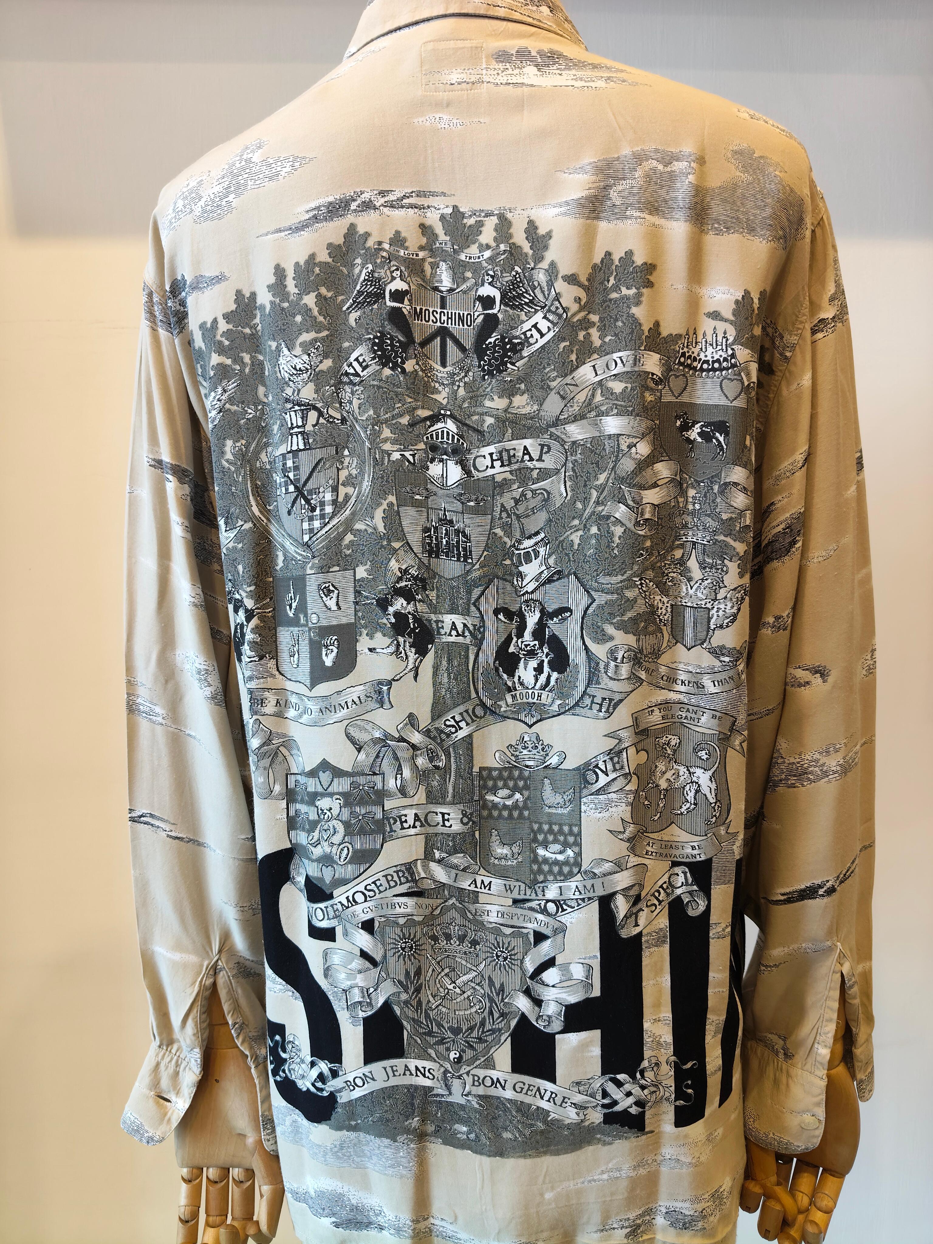 Moschino mehrfarbiges Vintage-Hemd im Angebot 4