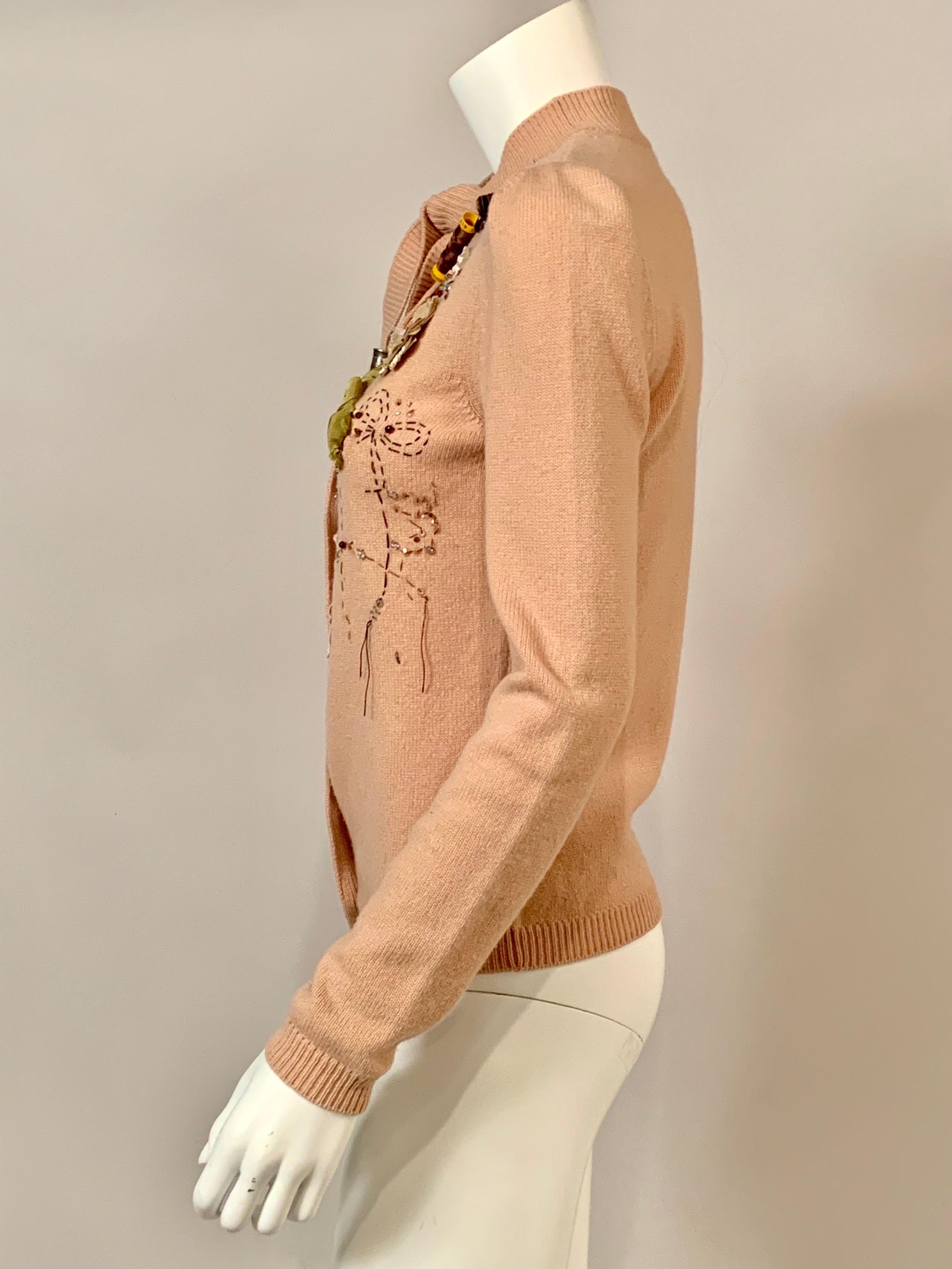 Moschino Pale Pink Cashmere Sweater Appliqued Sewing Theme For Sale 2