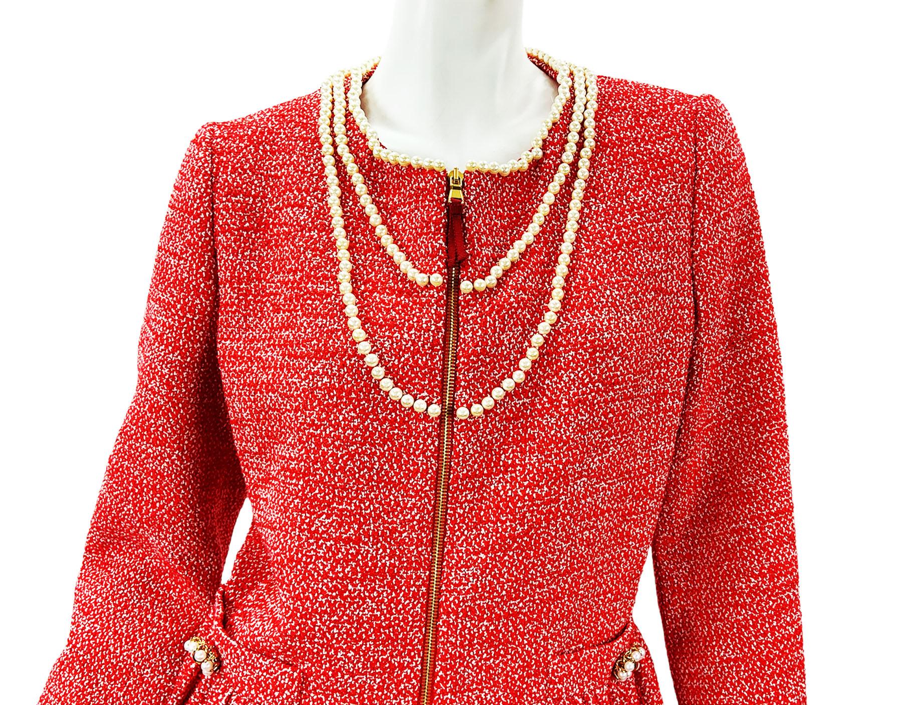 Women's Moschino Pearl Embellished Red Peplum Boucle Jacket Italian 46 - US 12 For Sale