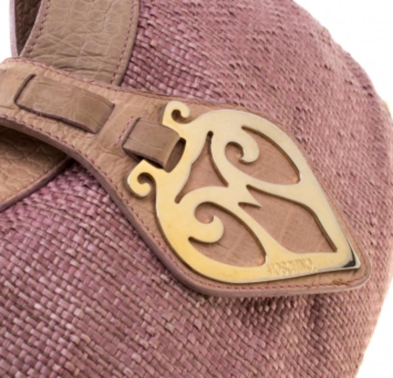 Moschino Pink/Beige Jute and Leather Hobo In Fair Condition In Dubai, Al Qouz 2