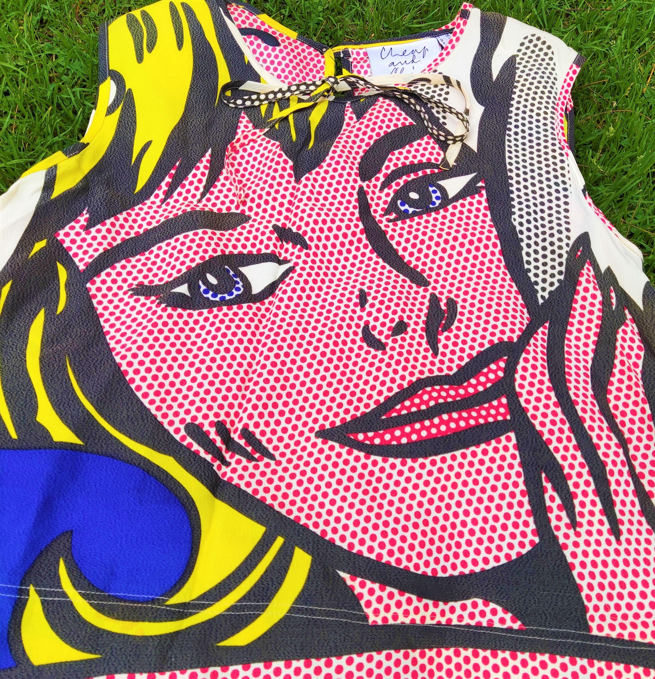 Moschino Pop Art Roy Lichtenstein Primavera Verano 1991 Camiseta Túnica Top Pasarela Beige en venta