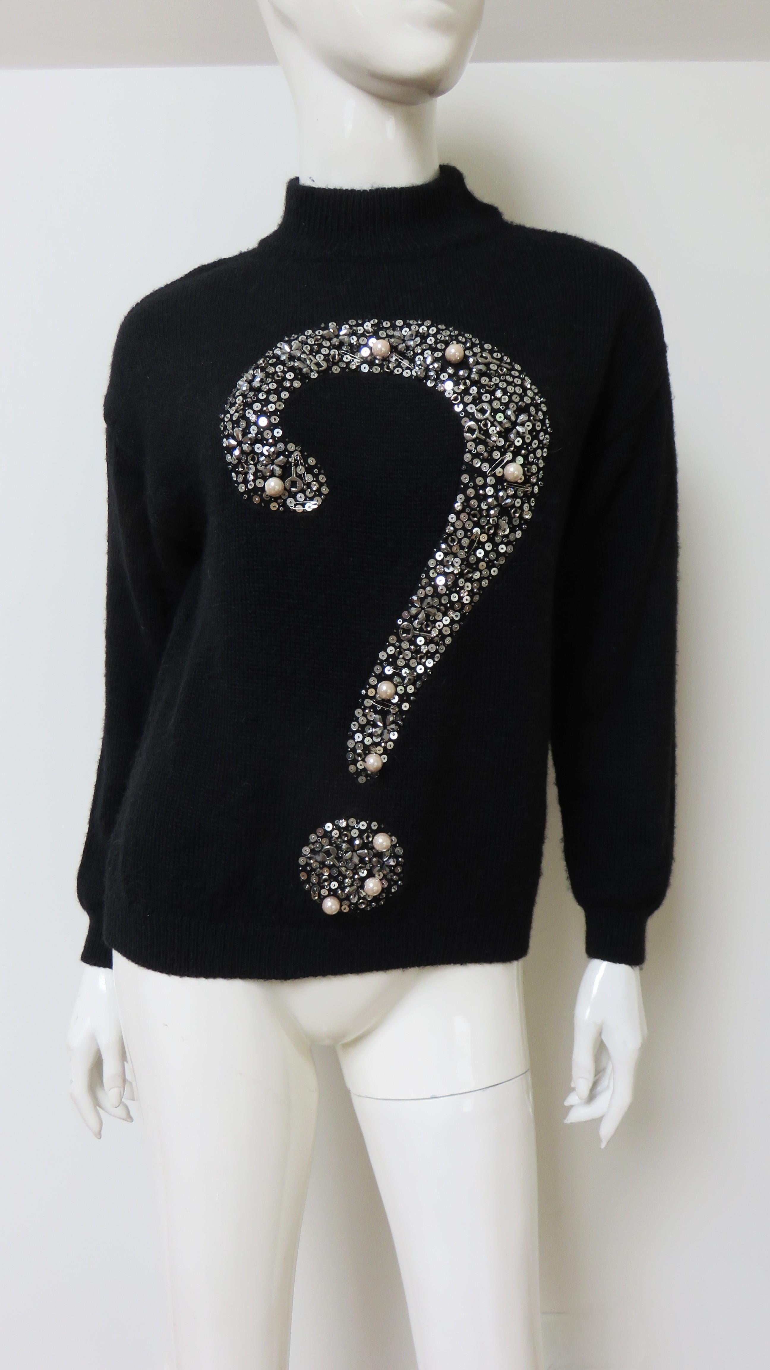 Moschino Question Mark Sweater In Good Condition For Sale In Water Mill, NY