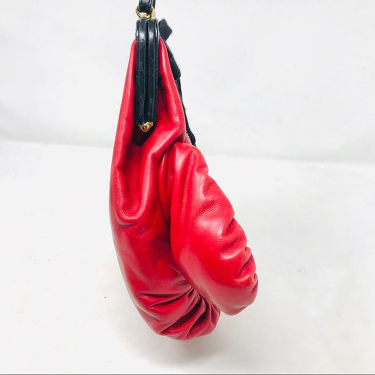 boxing glove purse